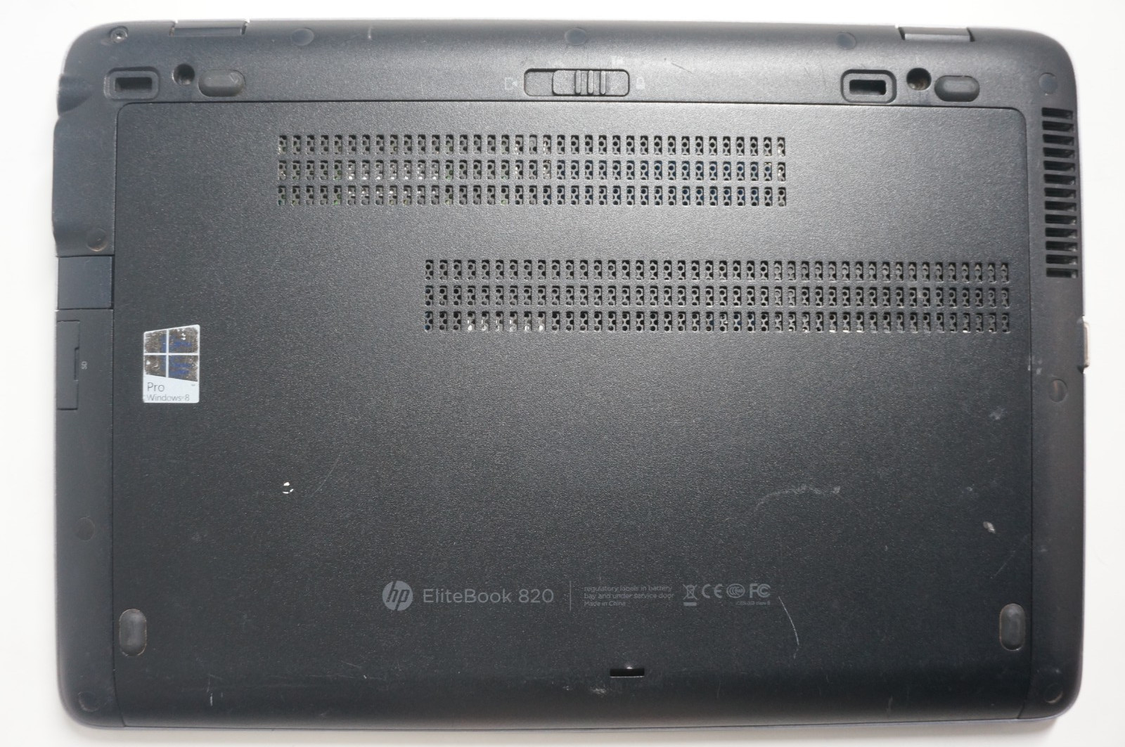 HP EliteBook 820 G3 -Intel Core i5-5300U @2.30GHz 8GB RAM No HD/No OS/No Battery