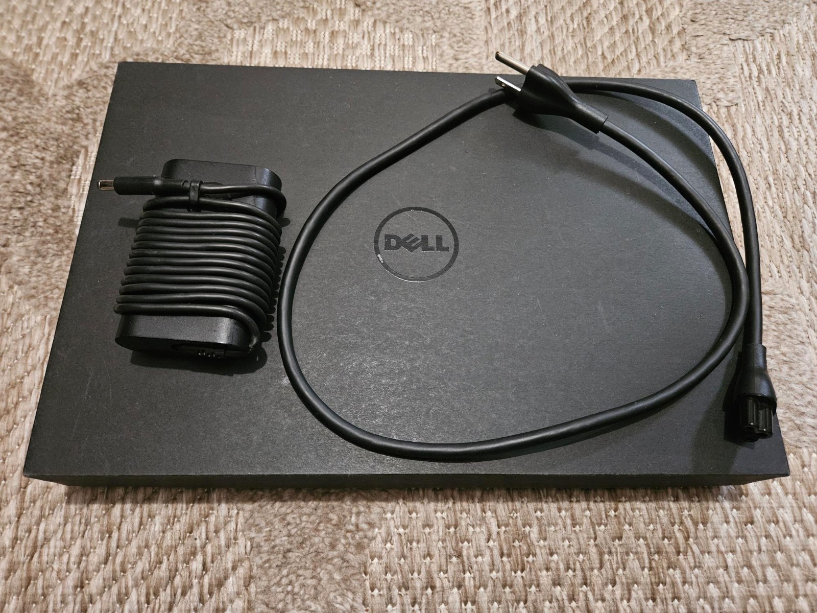 Dell XPS 13 9360, Intel Core i5-7200U @ 2.5GHz, 8GB RAM, 256GB SSD, Win 10 Pro