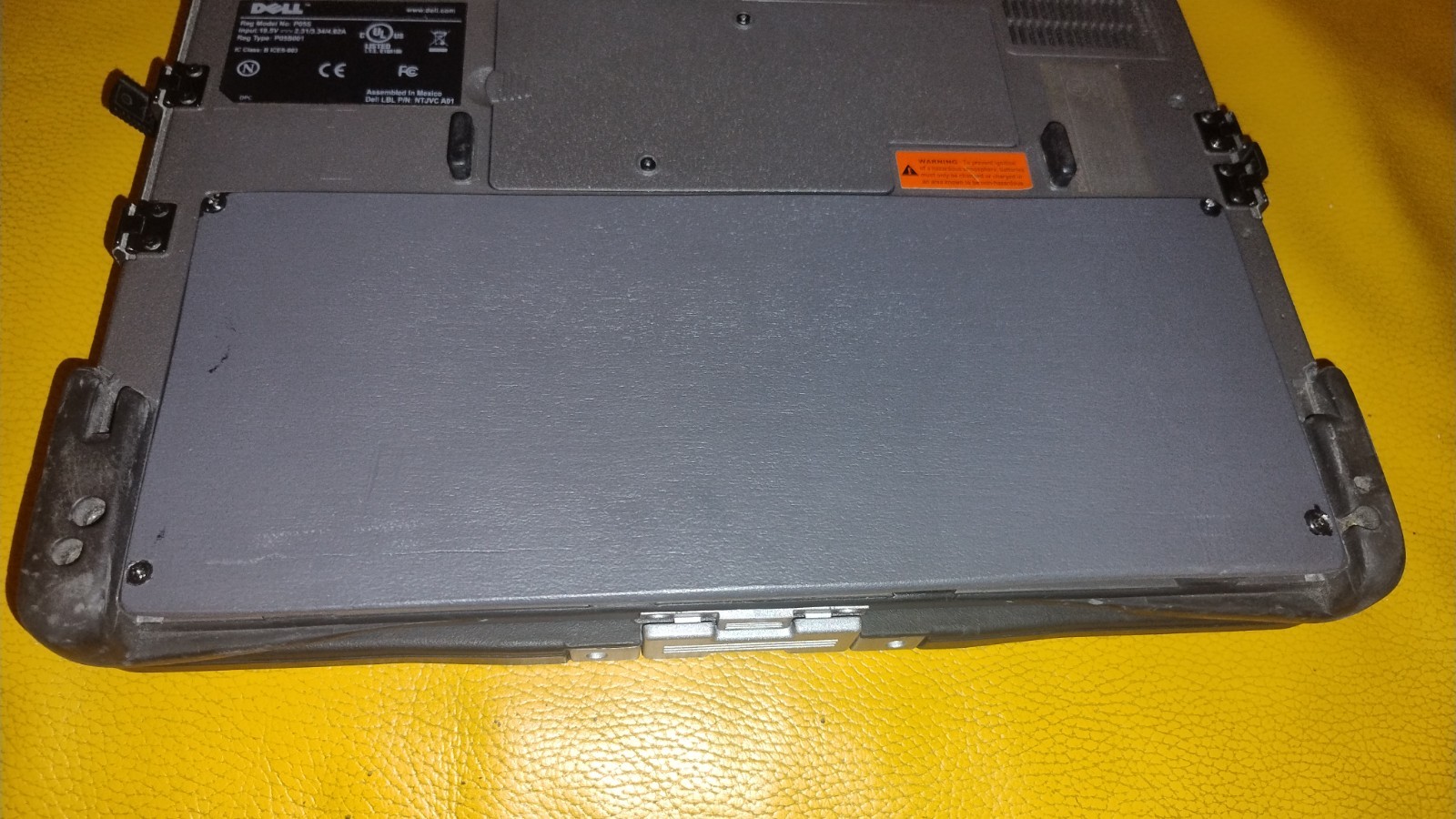 DELL LATITUDE XT2 XFR Touch Notebook Laptop Rugged Tablet Working Sold as spare
