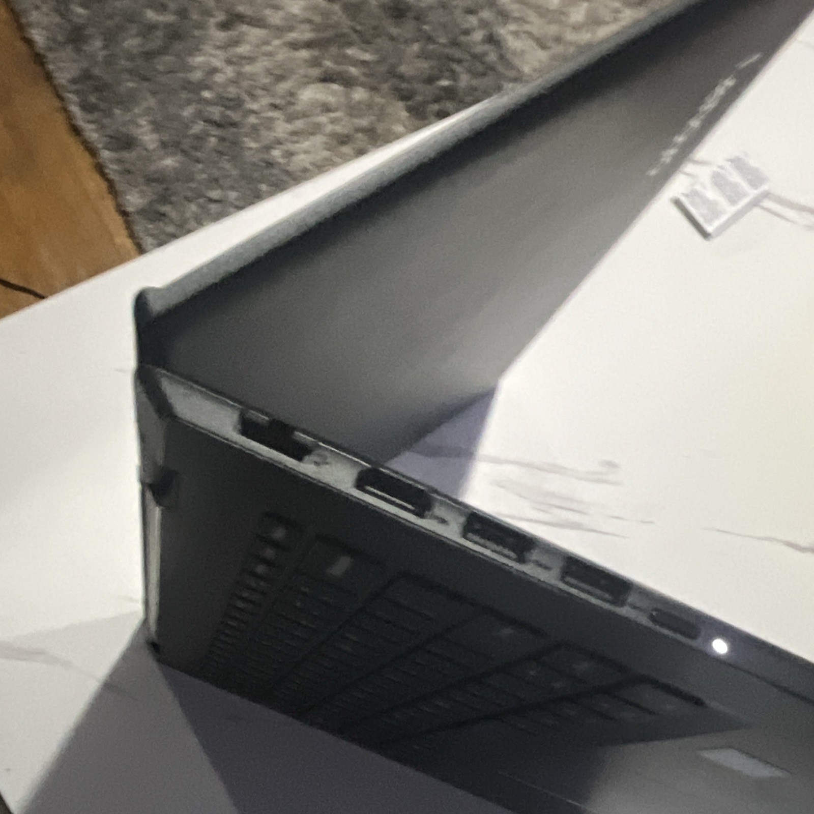 Lenovo IdeaPad Flex 4-1470 14” Touchscreen Laptop Pentium 4405U 4GB RAM 500GB HD