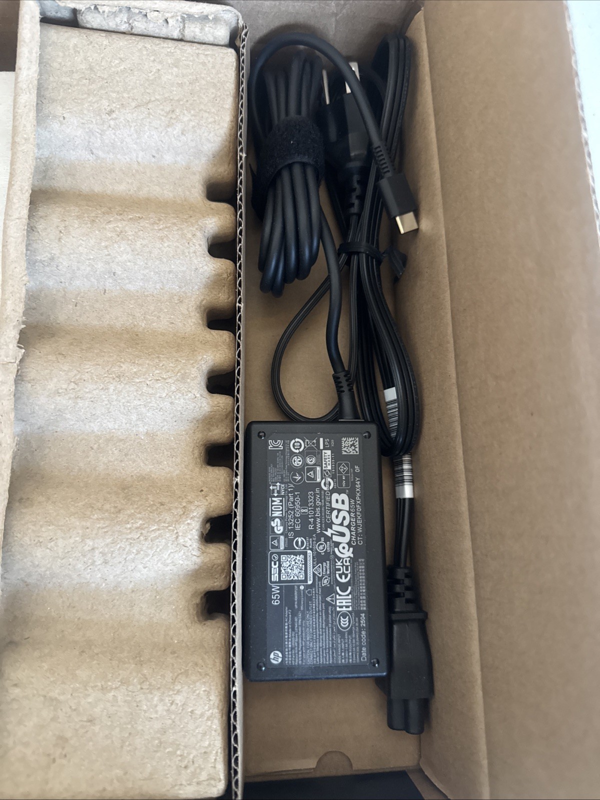HP OmniBook 5 16-ag1547nr 16″ Copilot+ PC Notebook – AMD Ryzen AI 7 350 – 16 GB