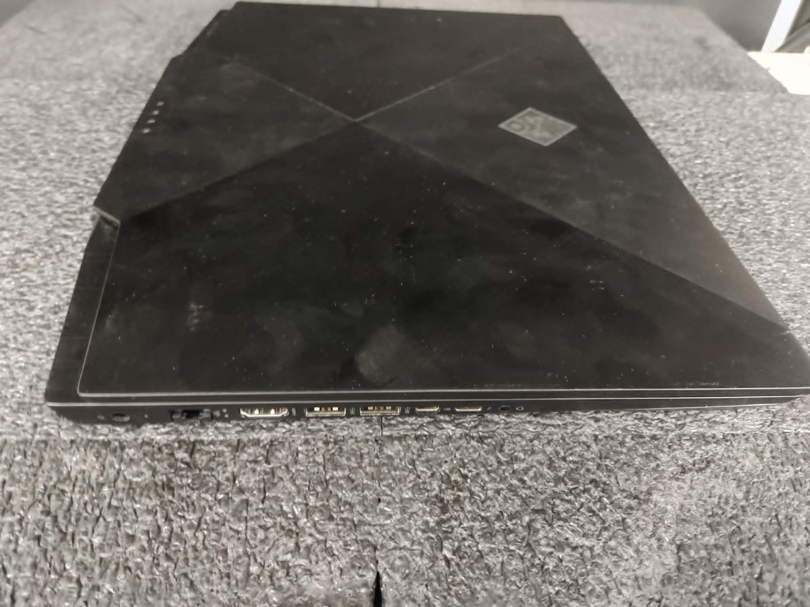 HP Omen 15-DH0XXX Intel i9-9880H 2.30GHz 16MB 512GB RTX 2080 4K Screen Notebook