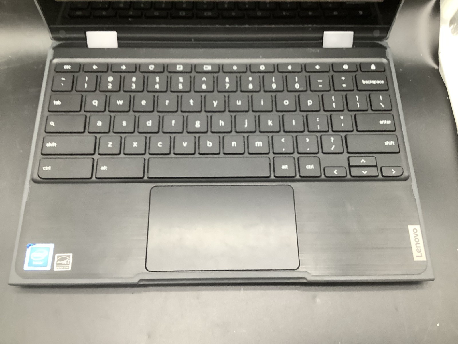 Lenovo 300e Chromebook 11.6 HD 2-N-1 N4020@1.1GHz 4GB RAM 32GB eMMC Read Desc 2