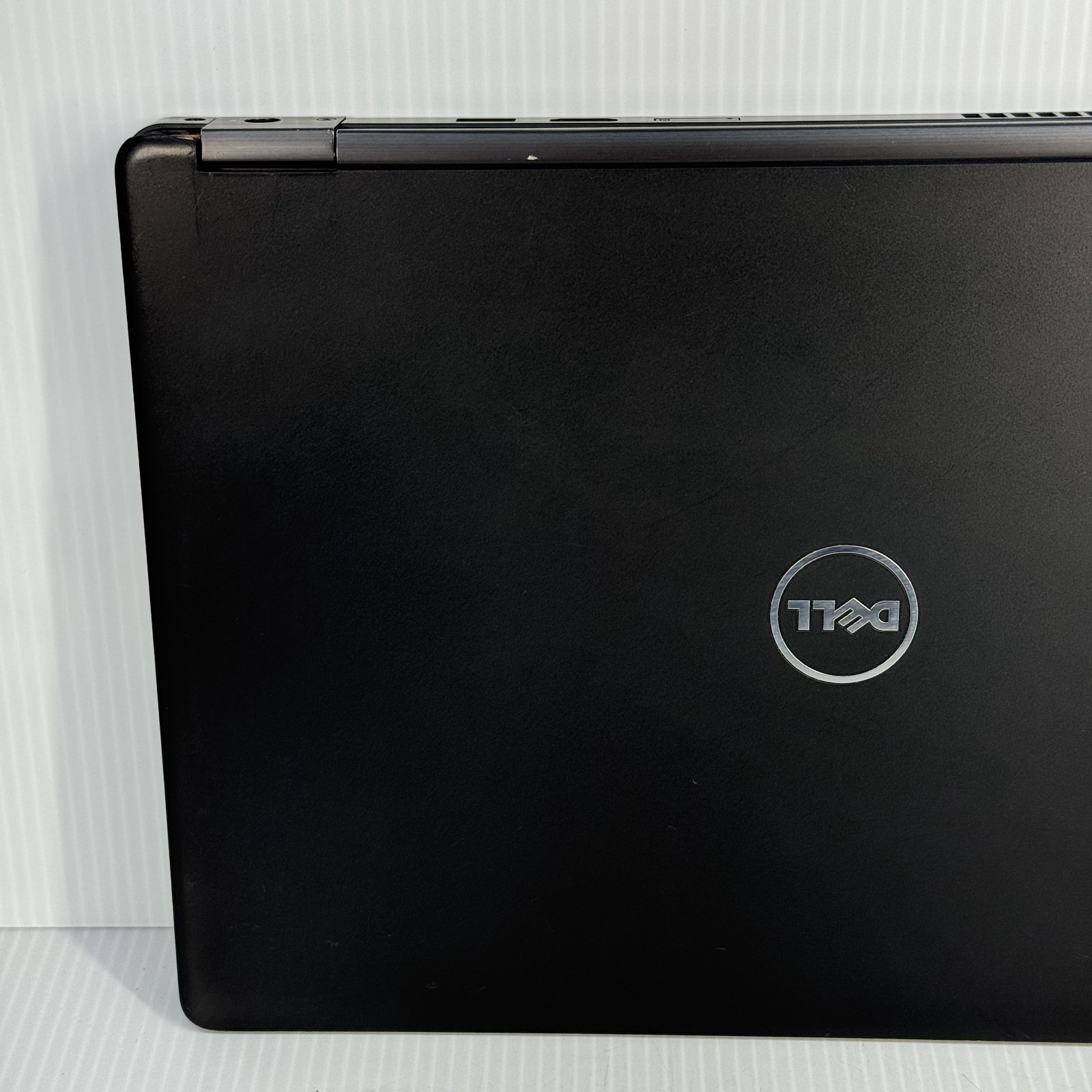 Dell Latitude 5480 i5-7200U 14″ Windows 11 Pro Laptop 128GB SSD 8GB *WEAR*