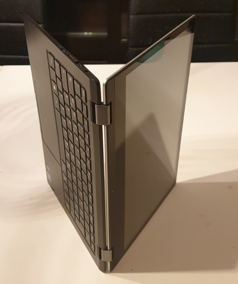 Medion E3221 (MD 61207) Notebook Tablet Black/Silver Windows 11 Touchscreen