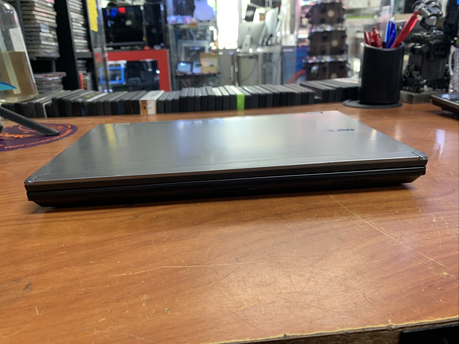 Dell Latitude E4310 – i5 M560/ 4GB RAM/120GB HDD/Windows 10 NO HHD COVER SEE PIC
