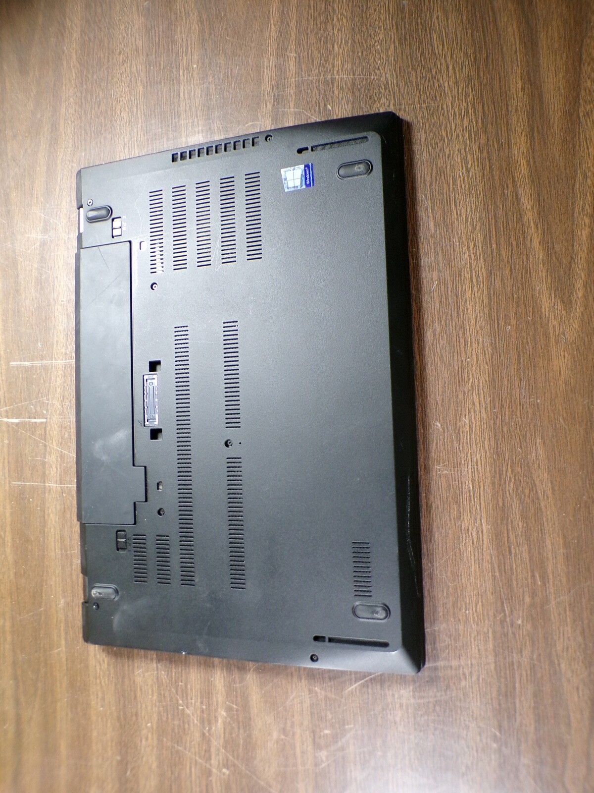 THINKPAD LENOVO T570 INTEL CORE I5-6300U 2.40GHZ 4GB RAM **NO HD/ NO CADDIE