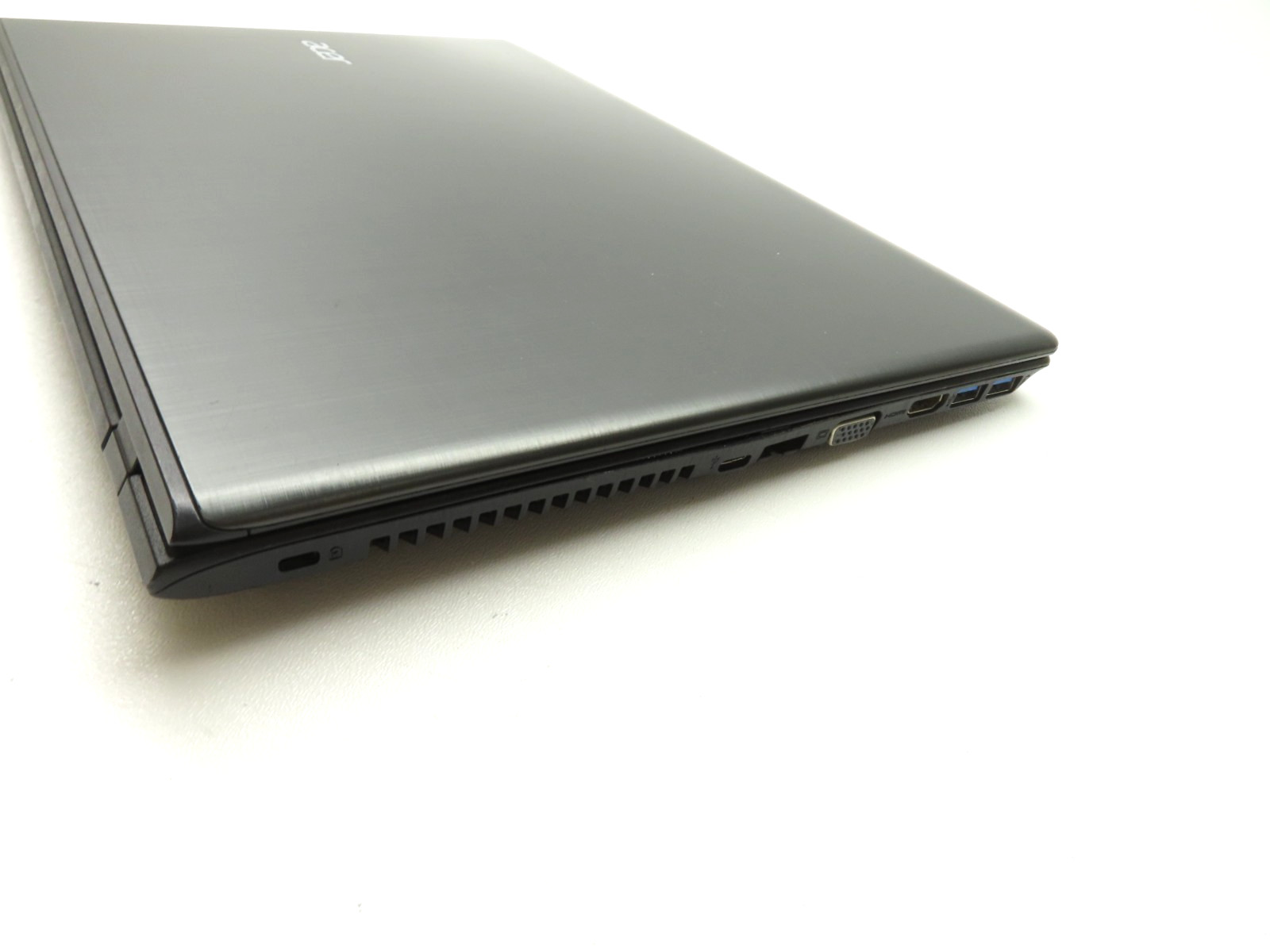 Acer Aspire E5-576-392H 15.6″ Intel i3-8130U 2.4GHz 16GB RAM 128GB SSD 1TB HDD