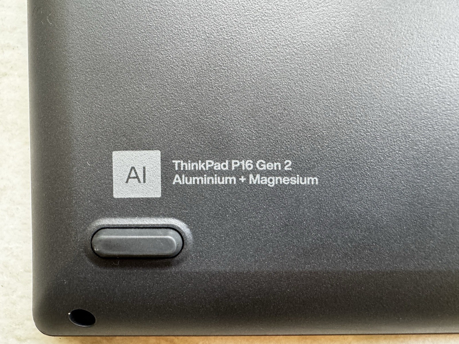 Lenovo ThinkPad P16 Gen 2 16″ (1TB SSD, Intel Core i7 14th Gen., 5.50 GHz, 32GB)