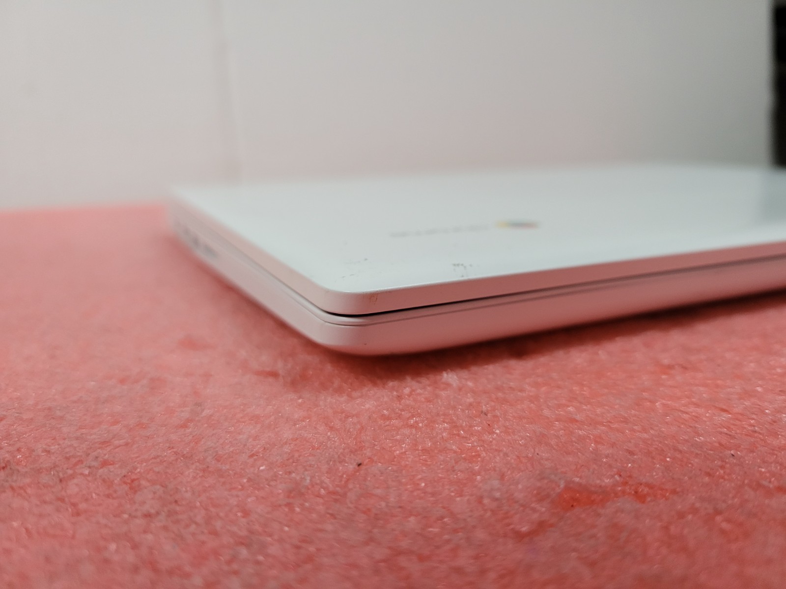 Lenovo Chromebook C330 MediaTek MT8173 4GB RAM 64GB SSD w/PA | LP490