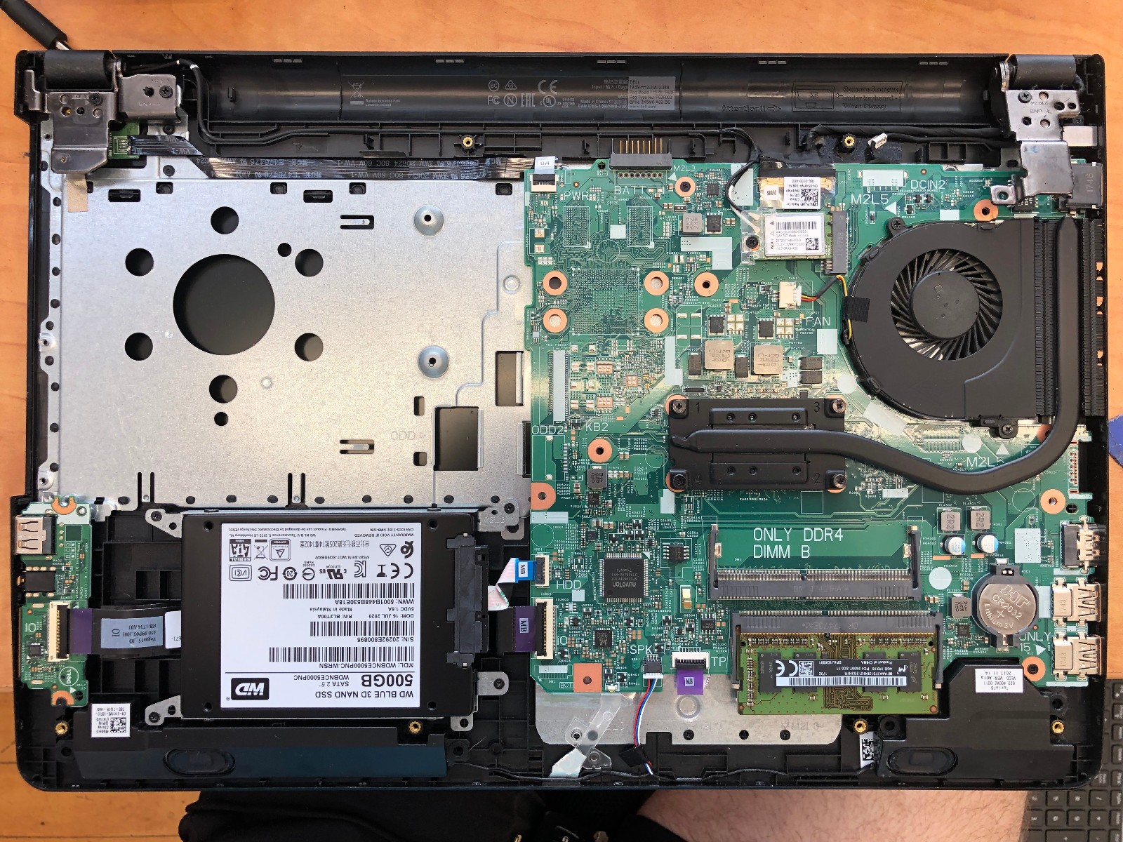 Dell Inspiron 15-3565 15.6″ Laptop w/ AMD A6-9200 2GHz CPU 4GB RAM 500GB SSD WIN
