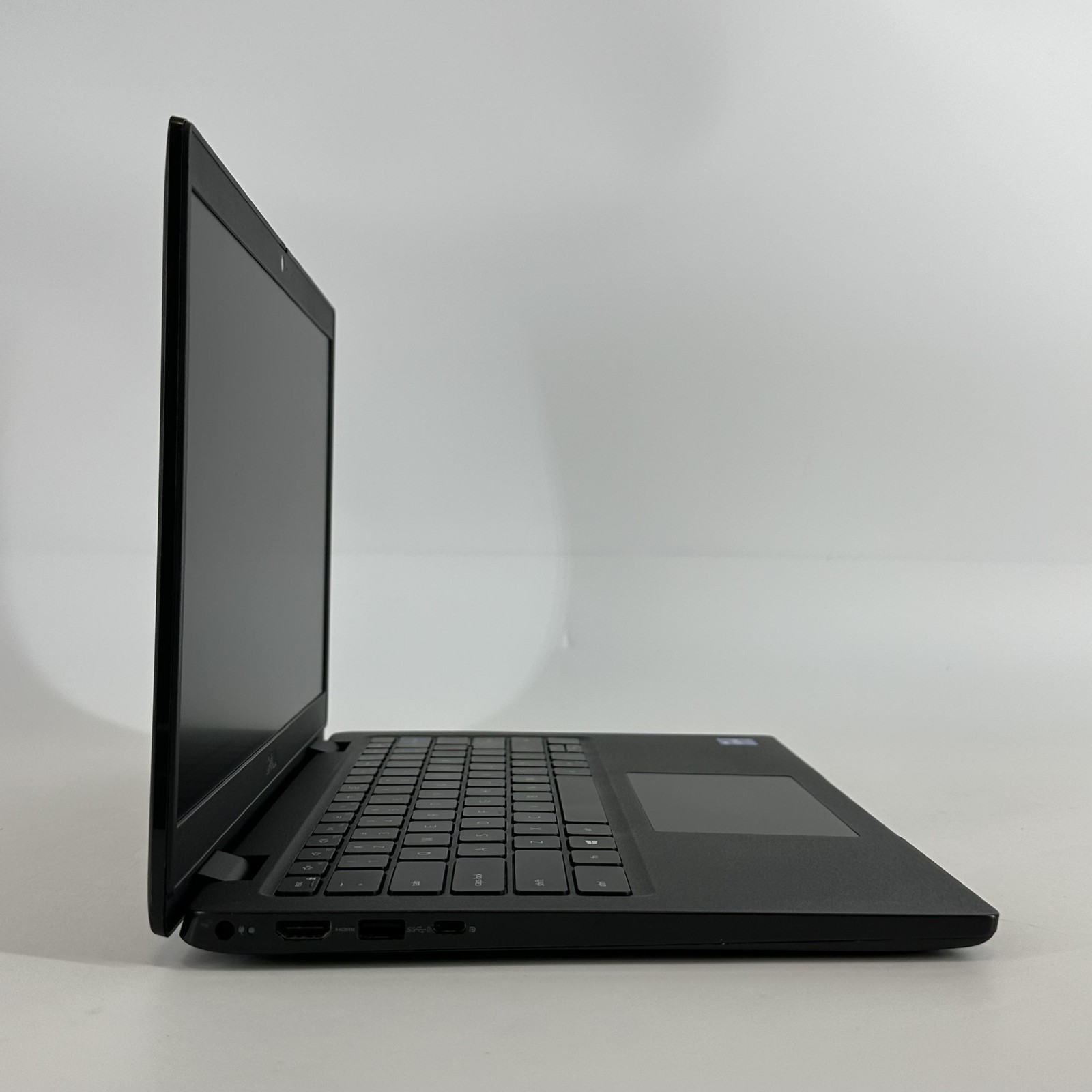 Dell Latitude 3420 14 Black FHD i7-1165G7 2.80GHz 16GB 512GB SSD WHITE SPOTS
