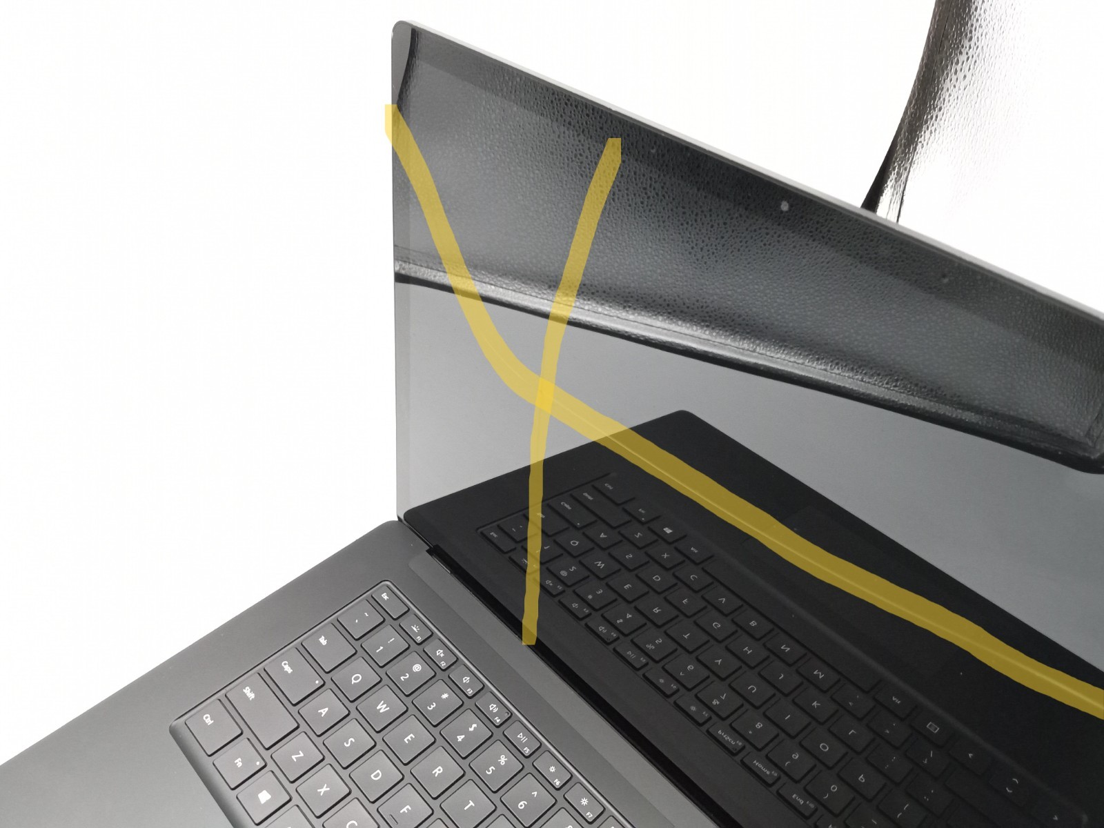 Microsoft Surface Laptop 4 1979 15″ Intel i7-1185G7 16GB 256GB W11 – READ -RR