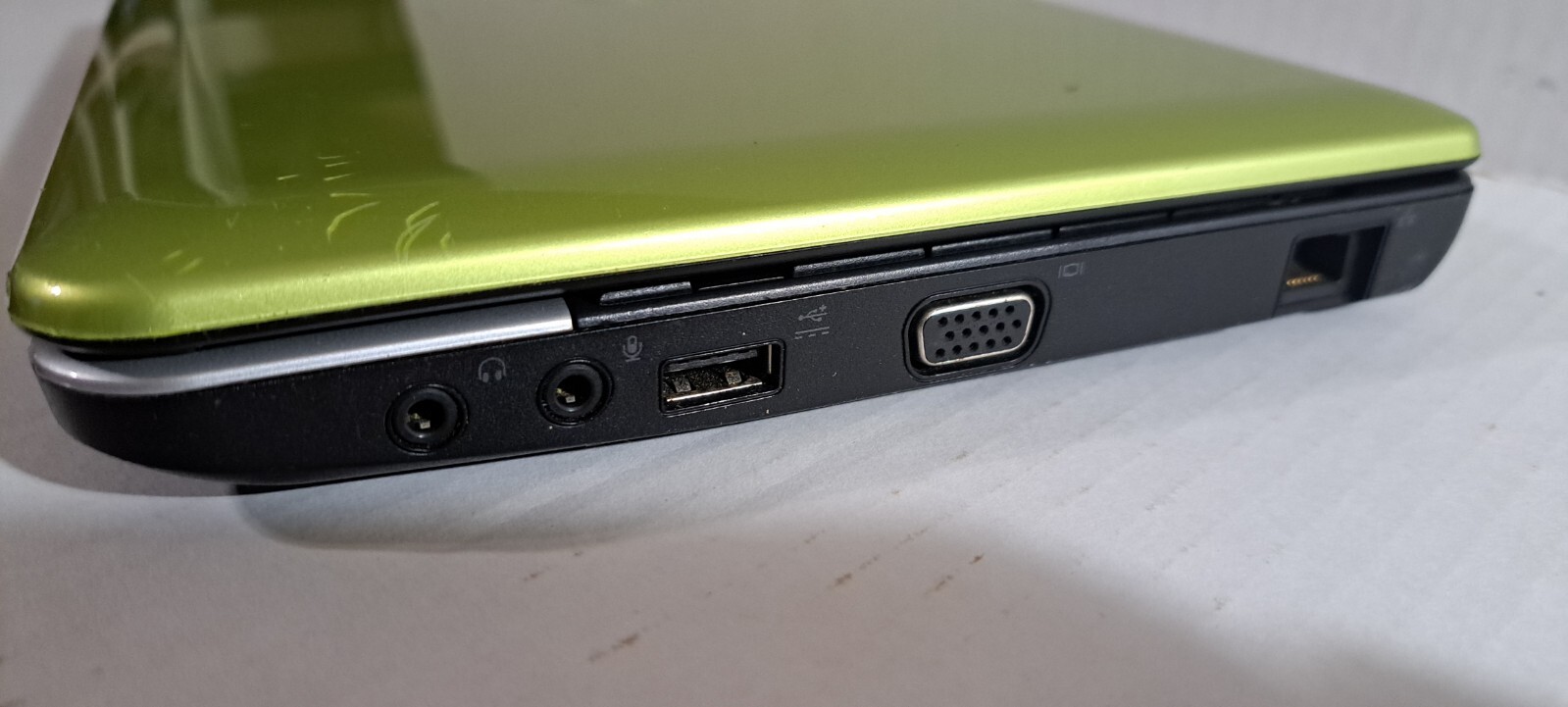 DELL INSPIRON MINI LAPTOP PC INTEL 1GM RAM 160GB HDD WINDOWS XP PARTS ONLY