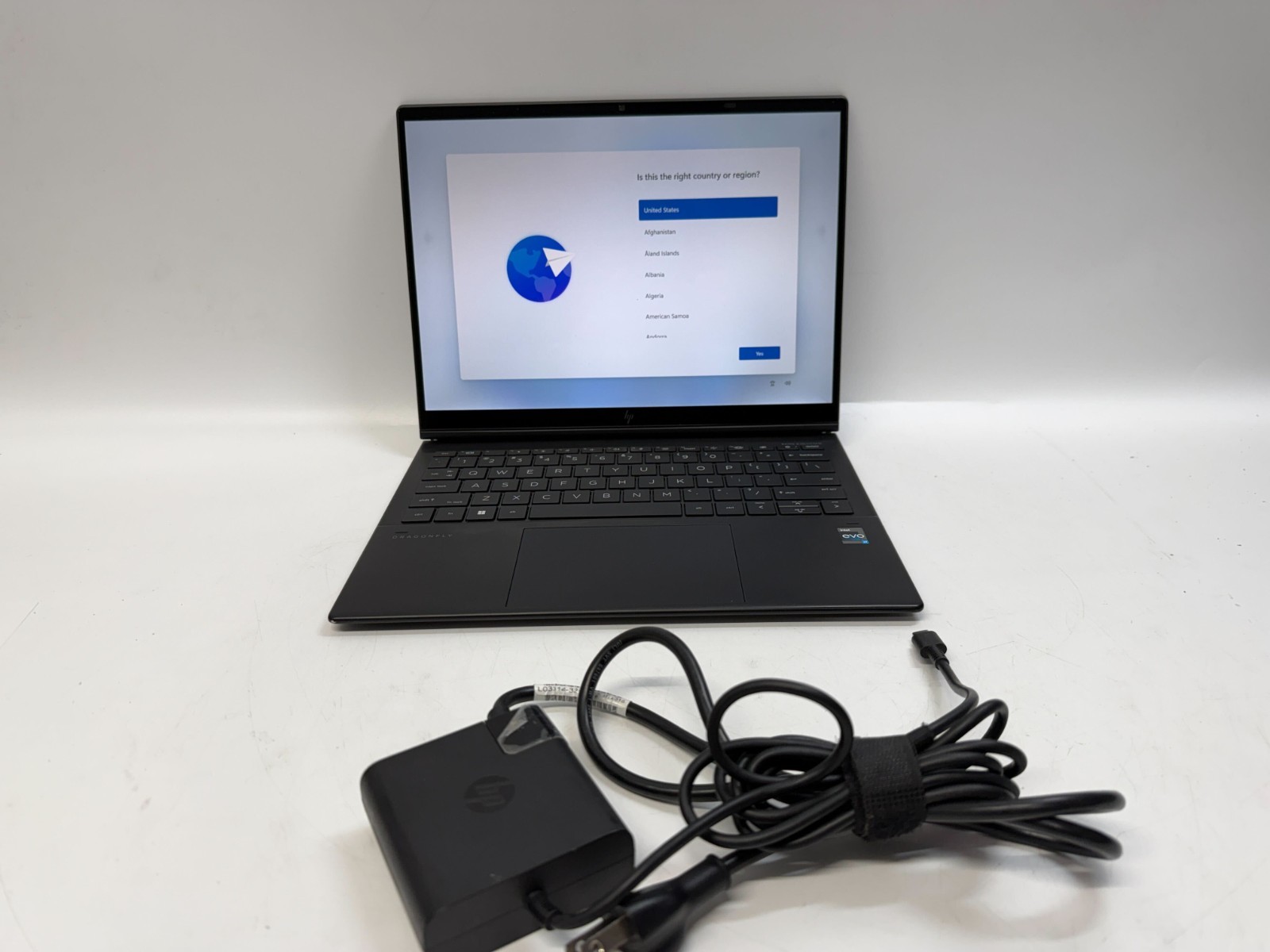 HP Dragonfly Folio G3 2n1 i7-1255U 16GB RAM 1TB SSD Win11Pro w/AC