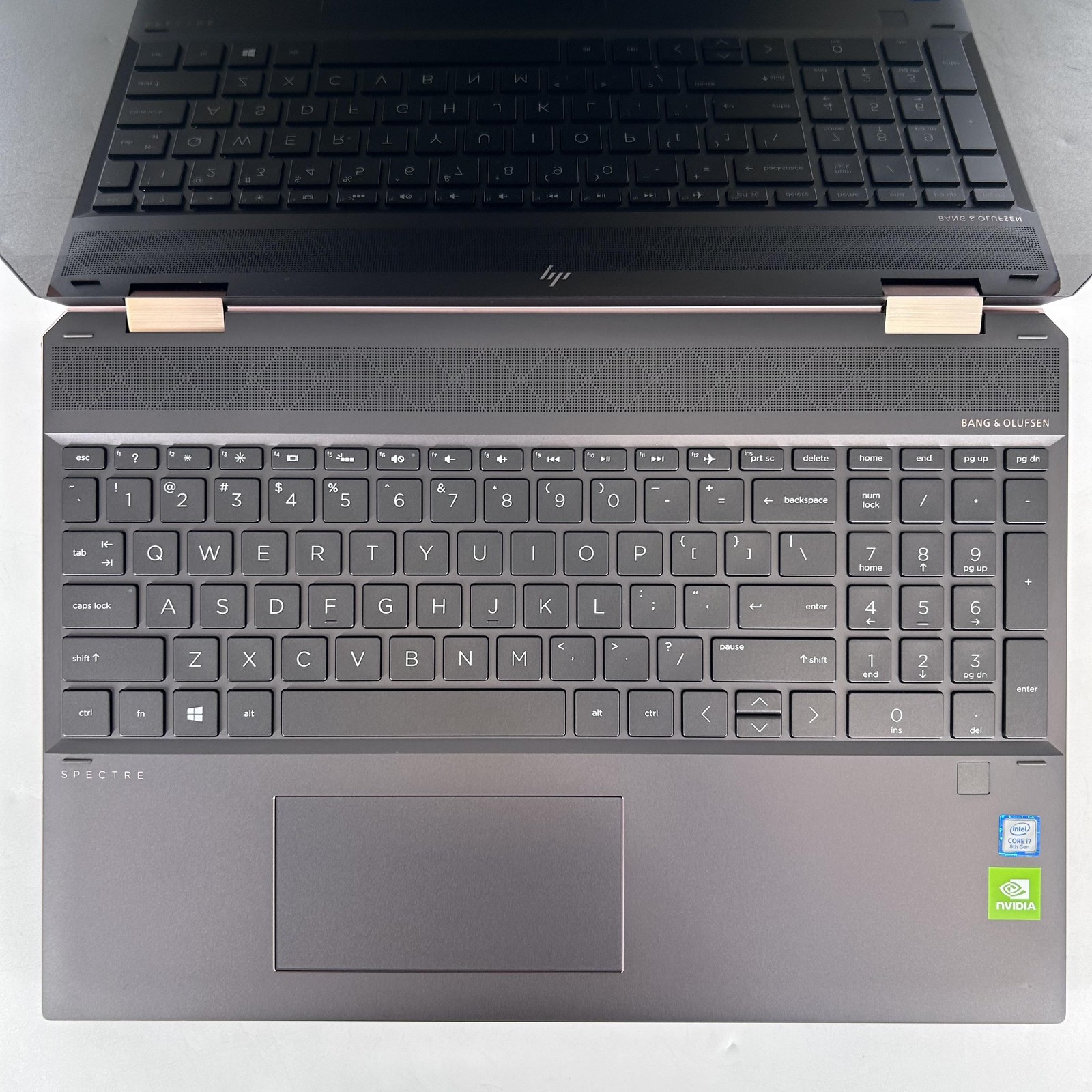 HP Spectre 15 x360 4K TOUCH i7-8565U 1.80GHz 16GB 1TB SSD MX150 – Bad Battery