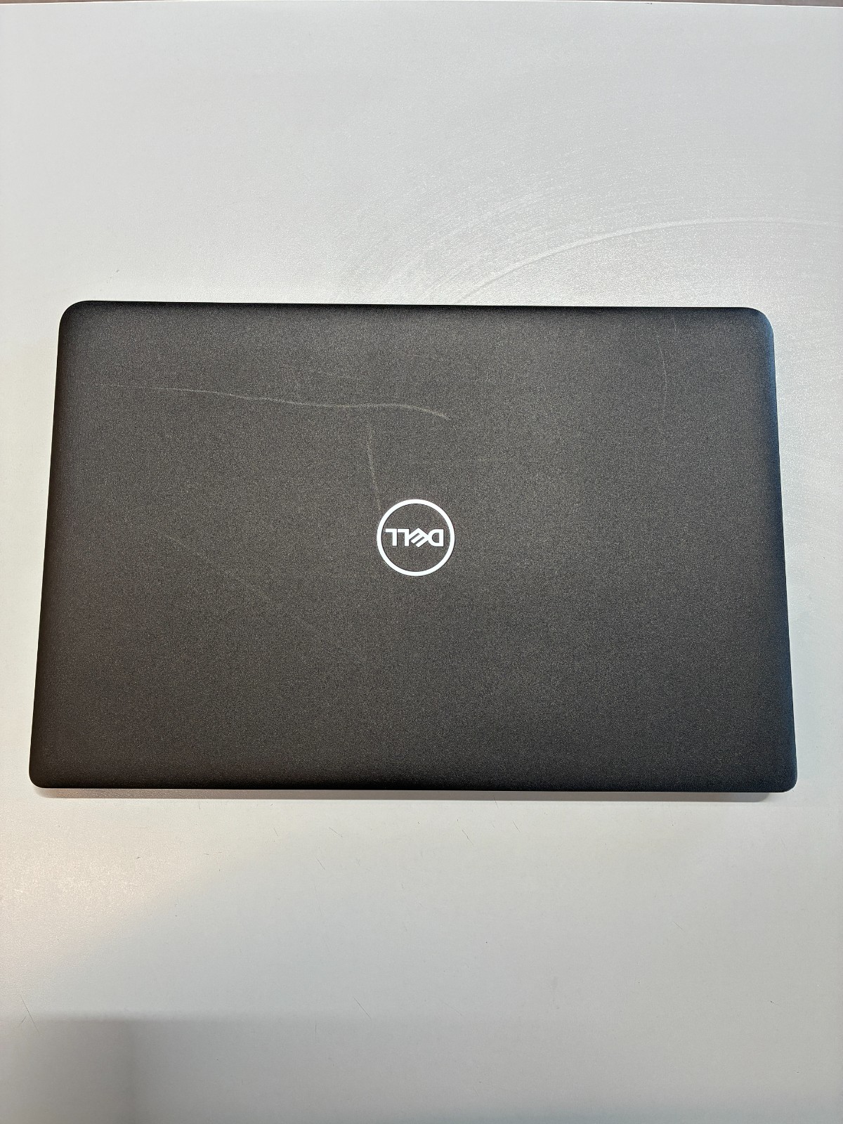 Dell Latitude 3500: 15.6″ / i5-8265U / RAM 16Gb / SSD 256Gb / Win 11 Pro