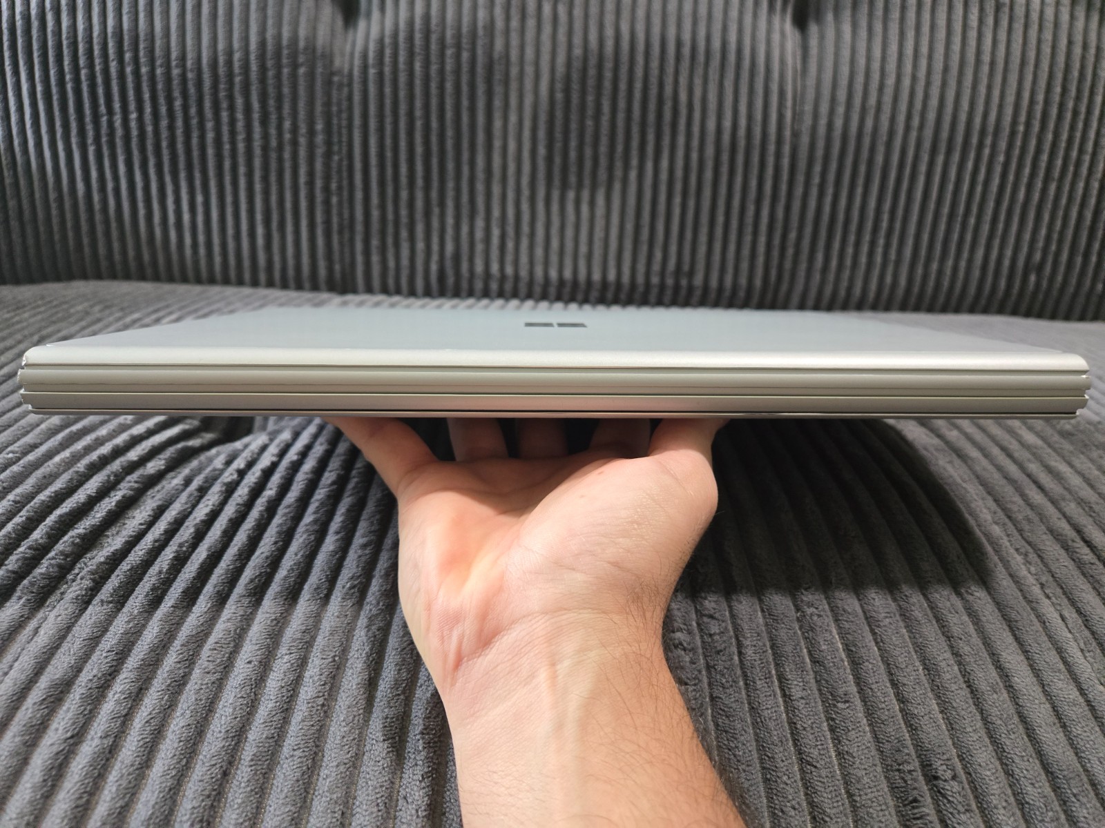 Microsoft Surface Book 3 15″ (256GB SSD, Intel i7-1065G7 GTX 1660 Ti 16GB RAM)