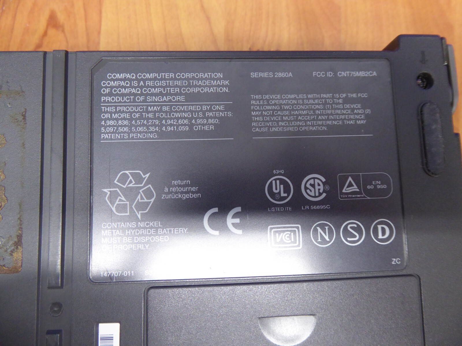 COMPAQ CONTURA 400CX 8.5″ VINTAGE PC LAPTOP w/ P/A SOLD AS-IS TO POWER ON