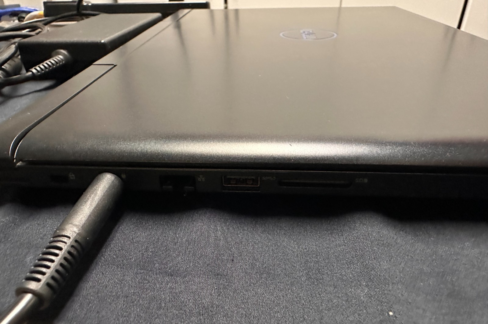 DELL G7 15 7588 i7-8750H 16GB | 512 SSD GTX 1060 Max Q Win 11 Home