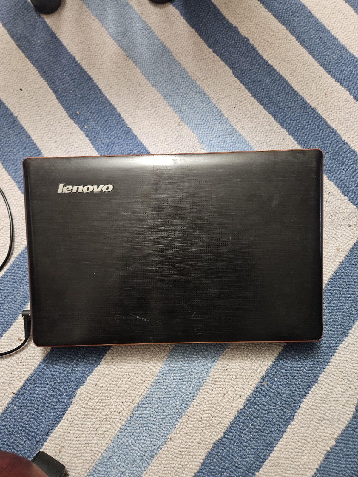 Lenovo Ideapad Y570 Laptop i7-2670QM 2.0 GHz Quad Core 8GB 500GB