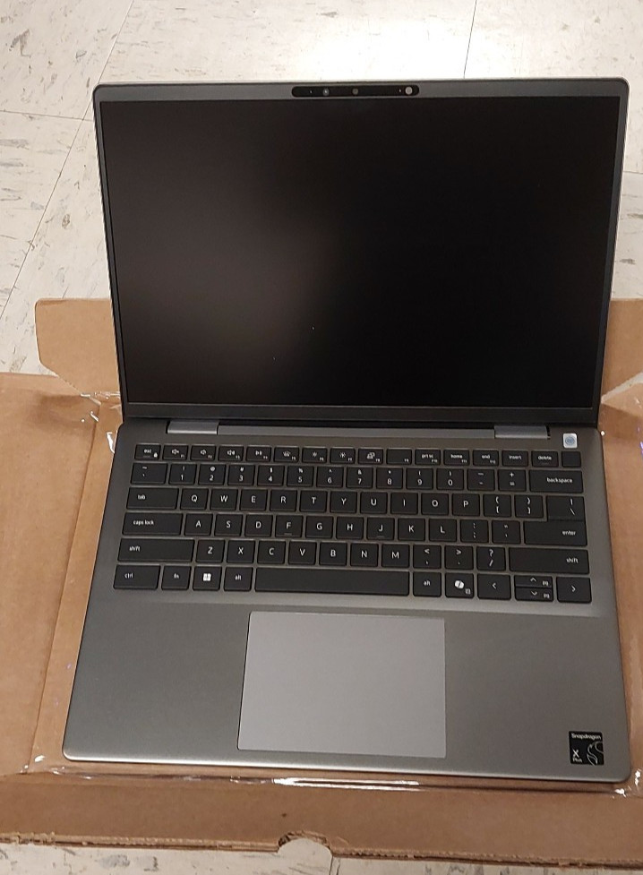 Dell Latitude 5455 14 in Snapdragon X Plus 16GB RAM 256GB SSD W11 Pro FHD