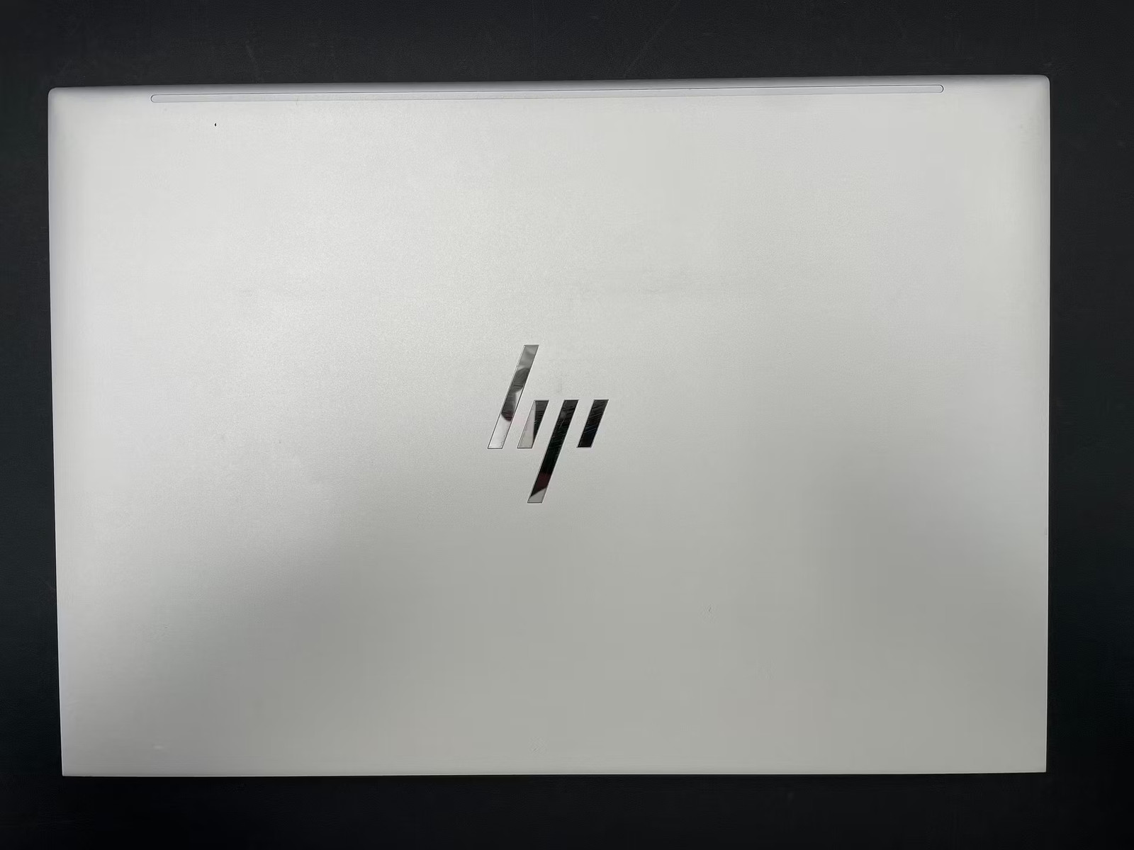 HP EliteBook 860 G9 Used 16″ (i5-1245U-16GB-256GB NVMe)
