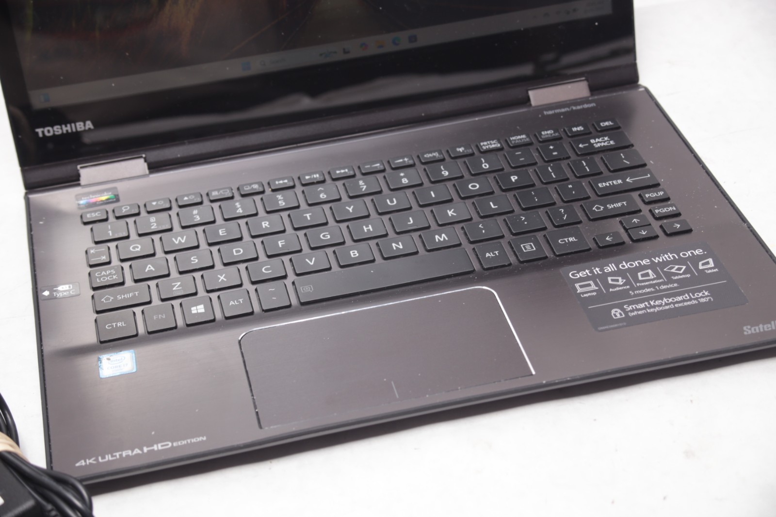 Toshiba Satellite Radius 12 P25W-C Convertible i7-6500U 8GB 128GB 12.5″ Touch