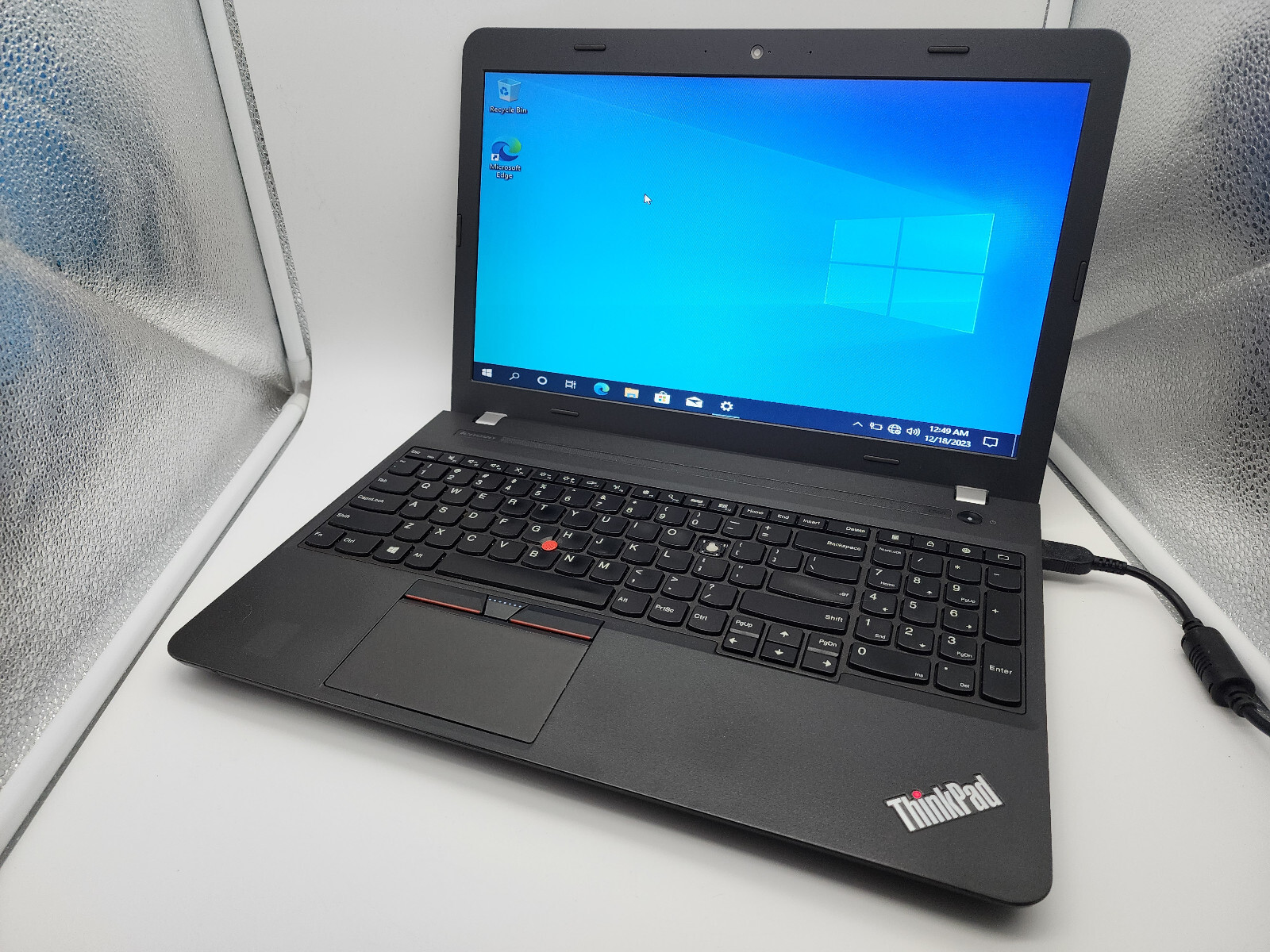 Lenovo ThinkPad E550 14″ i3-5005U 1.7GHz 8GB RAM 128GB HDD Win 10 Pro