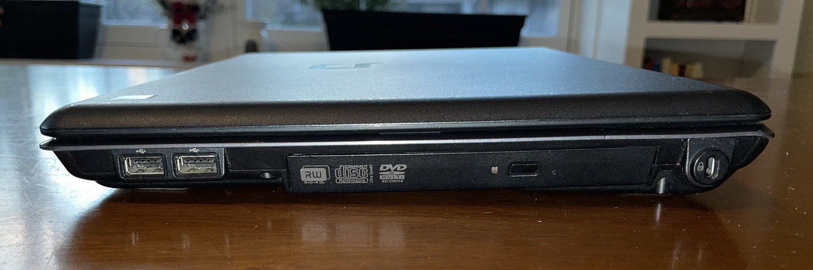 Compaq Presario C700 Windows Vista Laptop w/chrg, batt.