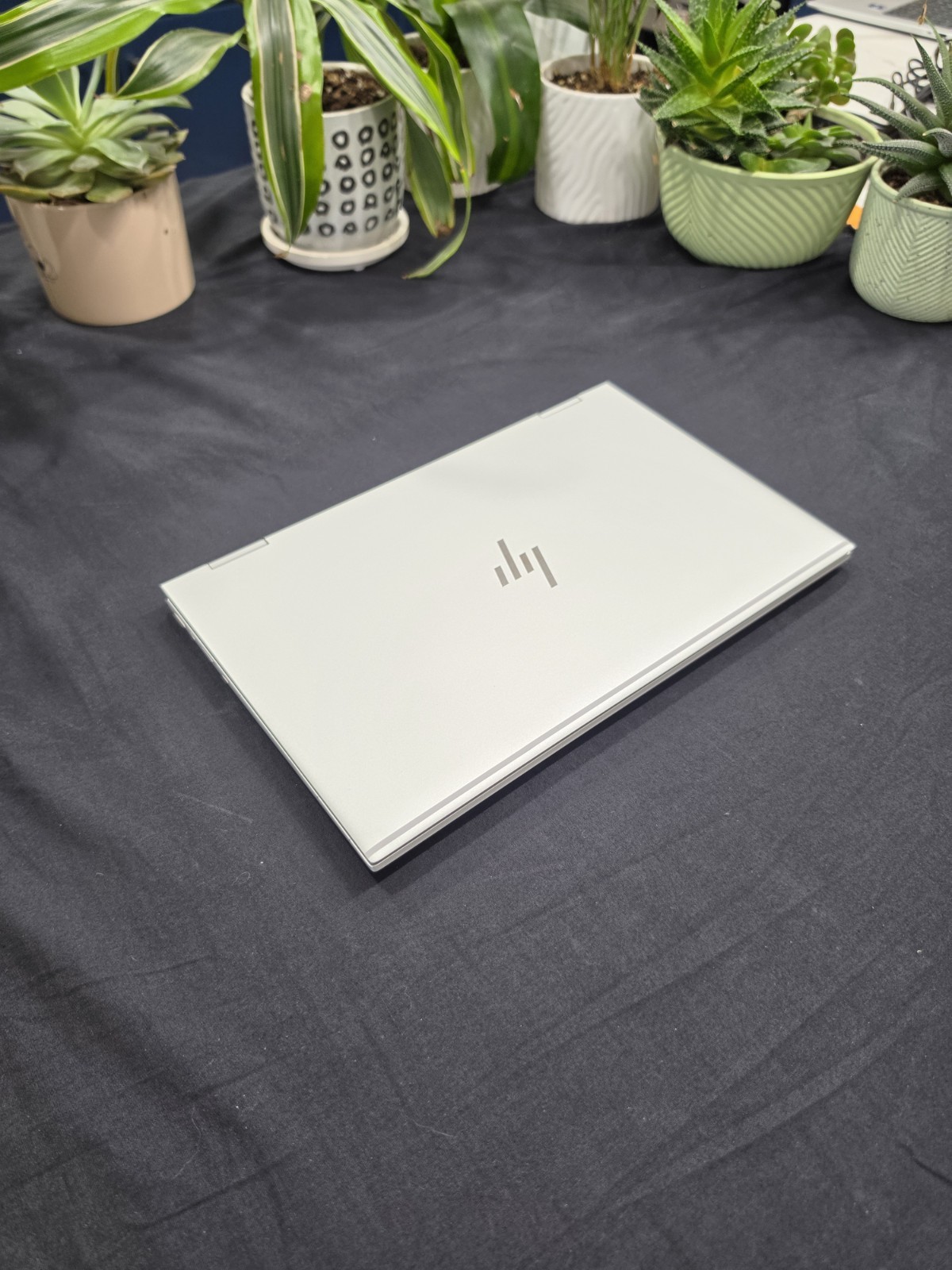HP EliteBook x360 1030 G8 13.3″ i7-1185G7 16GB 1TB SSD LTE Win 11 Pro 2-in-1
