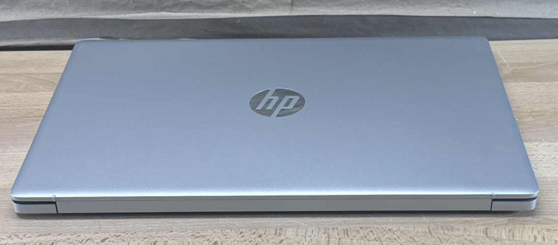 HP 17-cn3068cl 17.3″ FHD i5-1334U 8GB 512GB SSD Win11 Laptop Silver