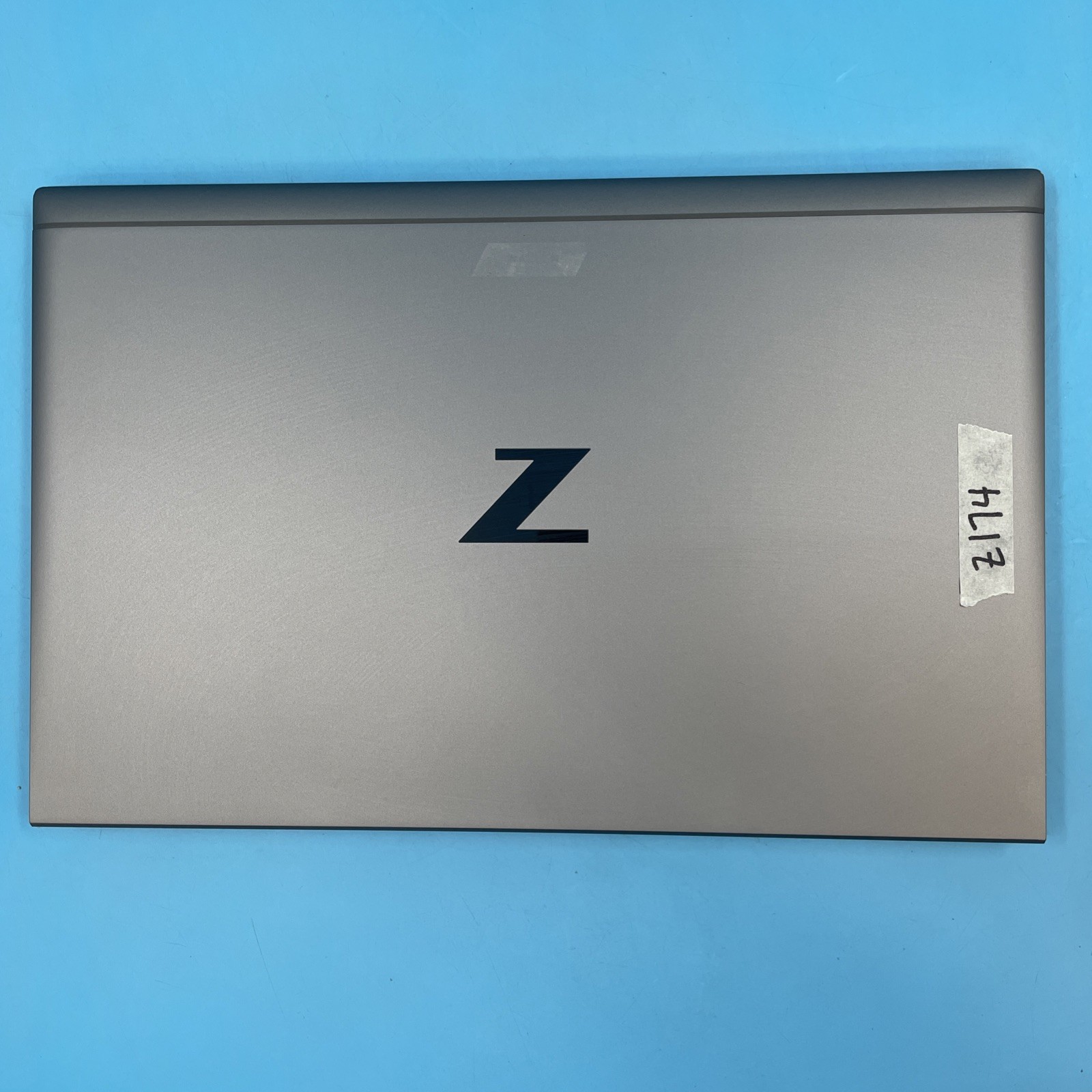 HP ZBook Firefly G8 | i7-1185G7 | 16GB RAM | 512GB SSD | WIN 11 PRO | 74% BATT