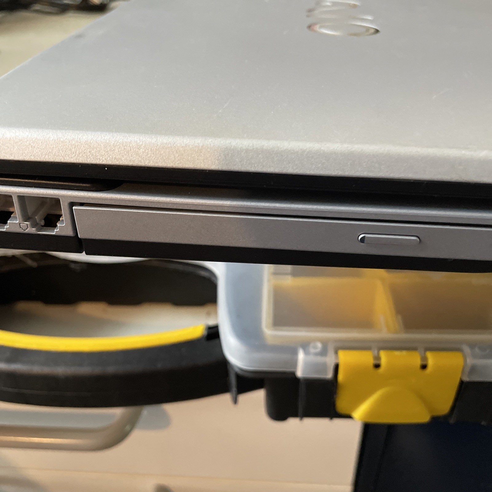 VINTAGE Sony Pcg 7M1L LAPTOP PRISTINE CONDITION, RESET TO OOB CONDITION