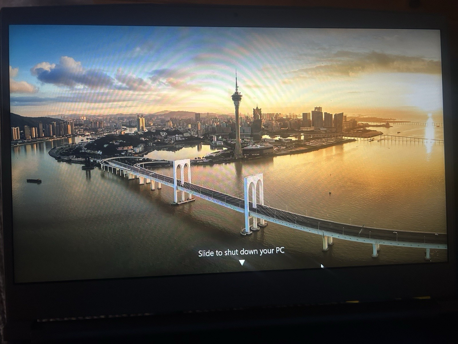 MSI Thin 15 B12VE-2023US 15.6″ FHD i7-12650H RTX 4050 16GB 512GB SSD Win11 Black