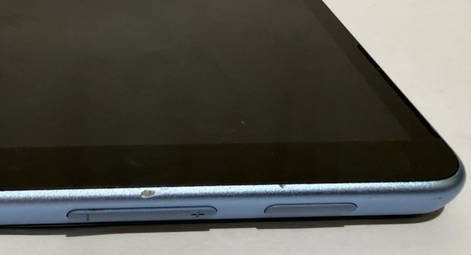 Microsoft Surface Pro 9 13″ (2038) 256GB, Intel i5 12th Gen, 8GB Ram – Blue