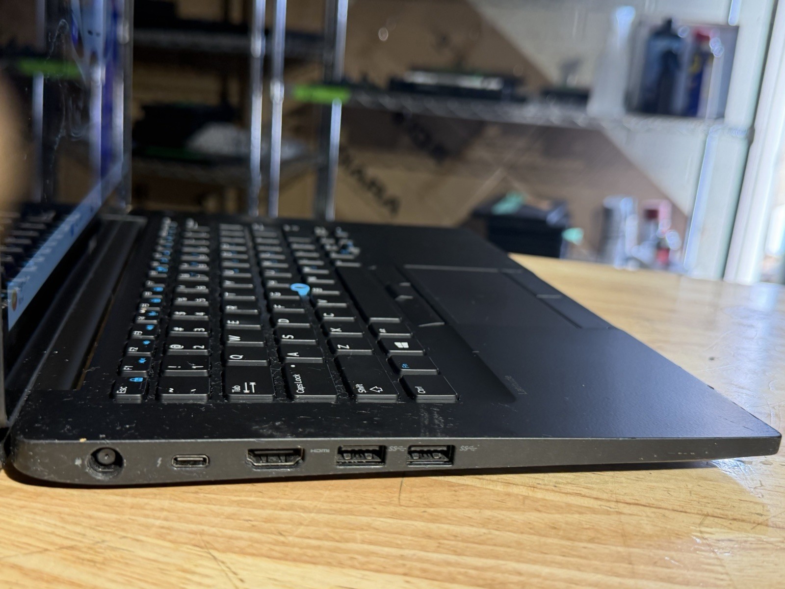 Dell Latitude 7480 14” i7-7600U 16GB RAM 256GB SSD Win 11 Pro + LibreOffice