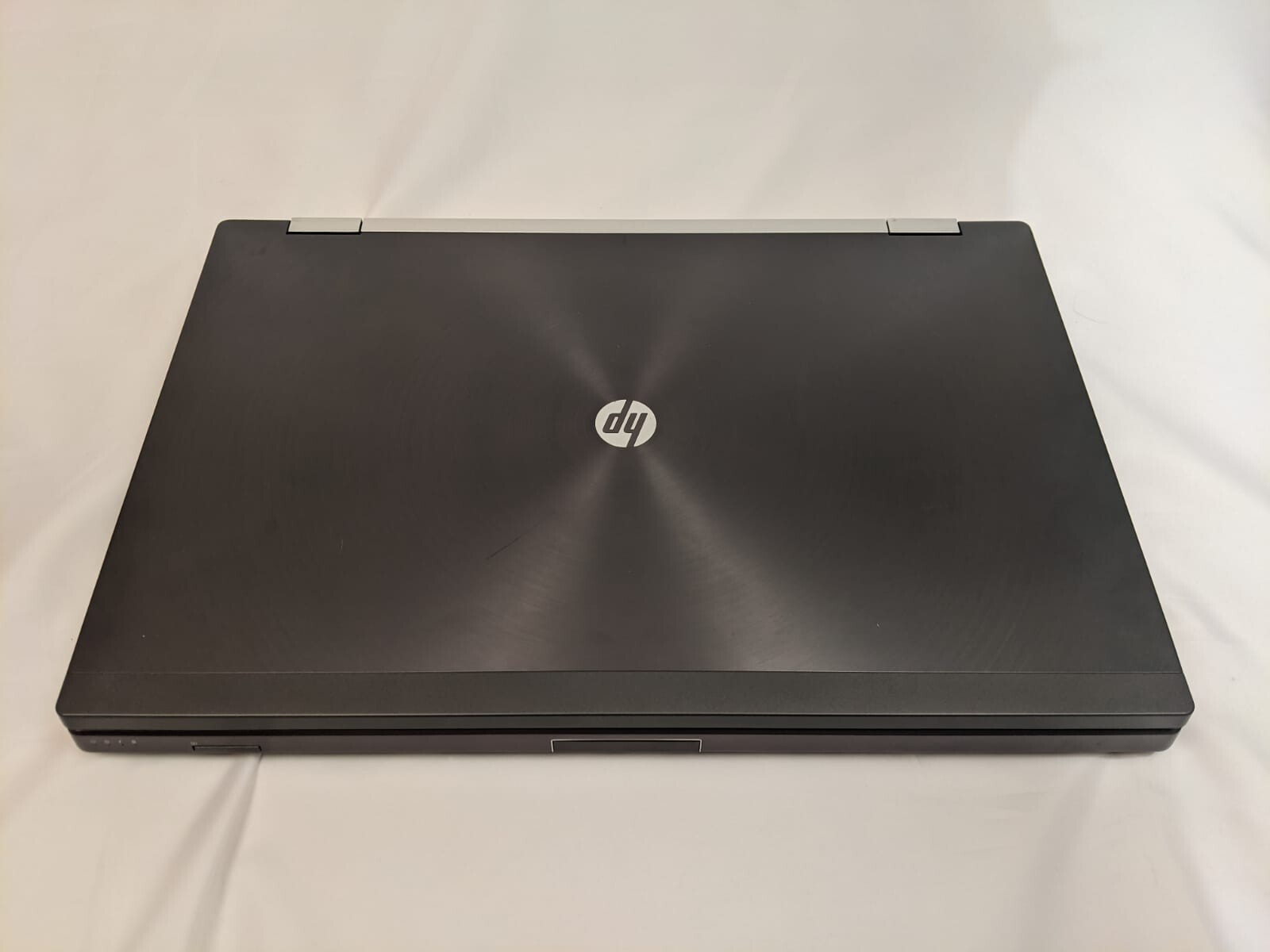 Lot of 2 HP Elitebook 8770w 17.3″ i5-3320M 8GB GB Laptop [No OS/HD/AC]