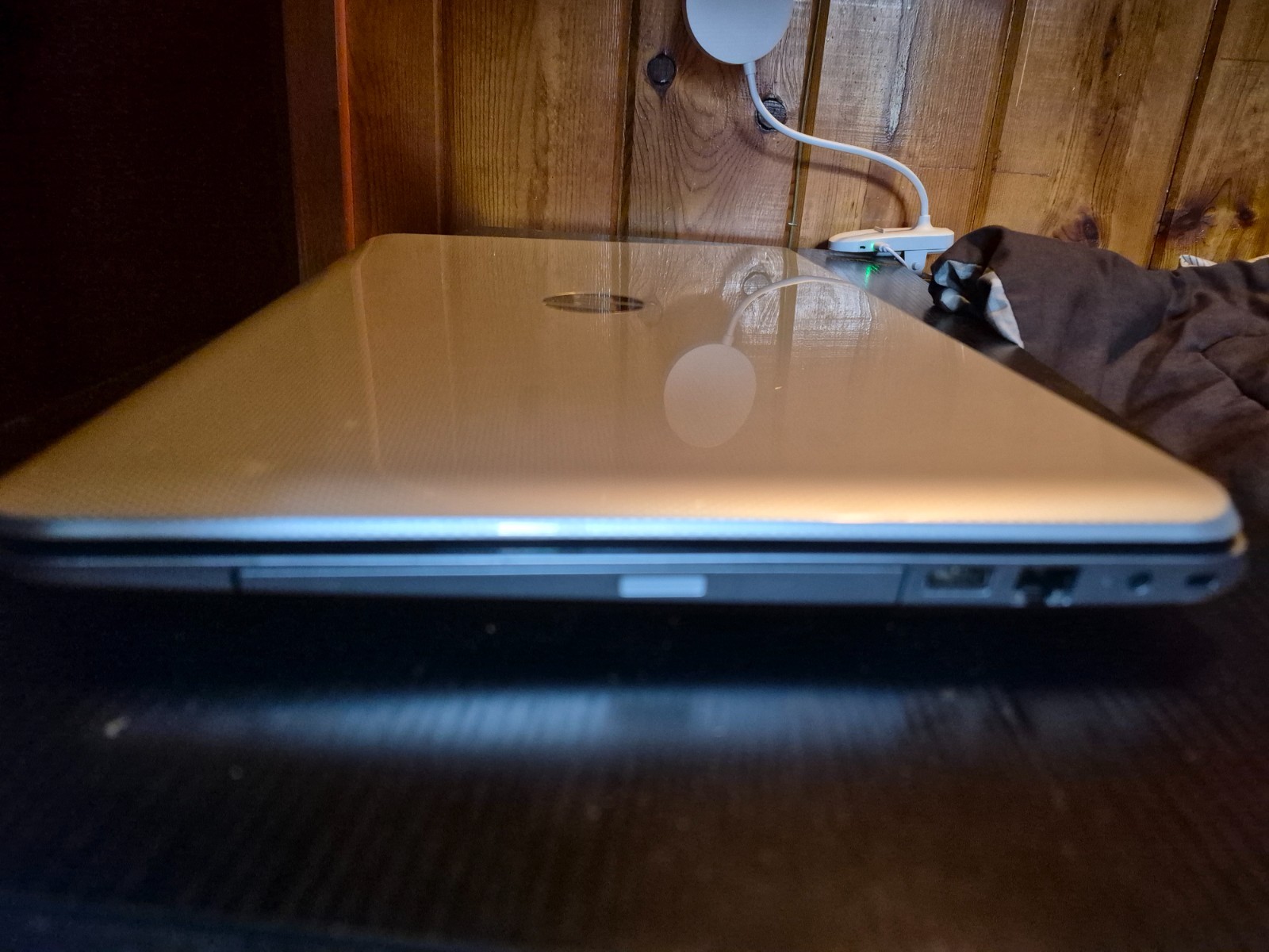 HP PAVILION 17, E110DX 17.3″, 720G HD, 4GRAM, AMD A8-4500 1.9 GHz Quad, Win10