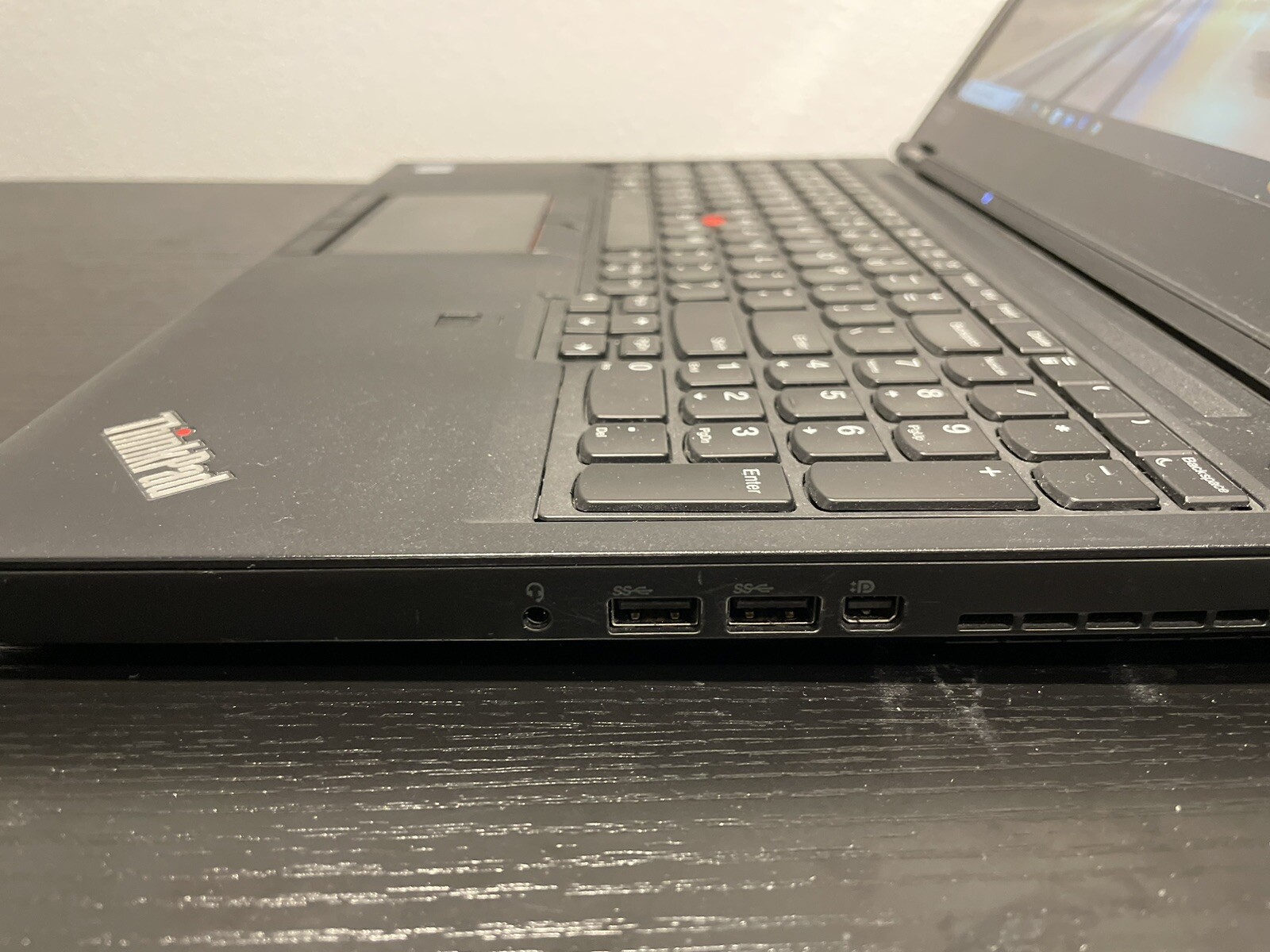Lenovo ThinkPad P52 15.6″ Laptop Intel Xeon 2.7 GHz475GB SSD 64GB RAM Win 10