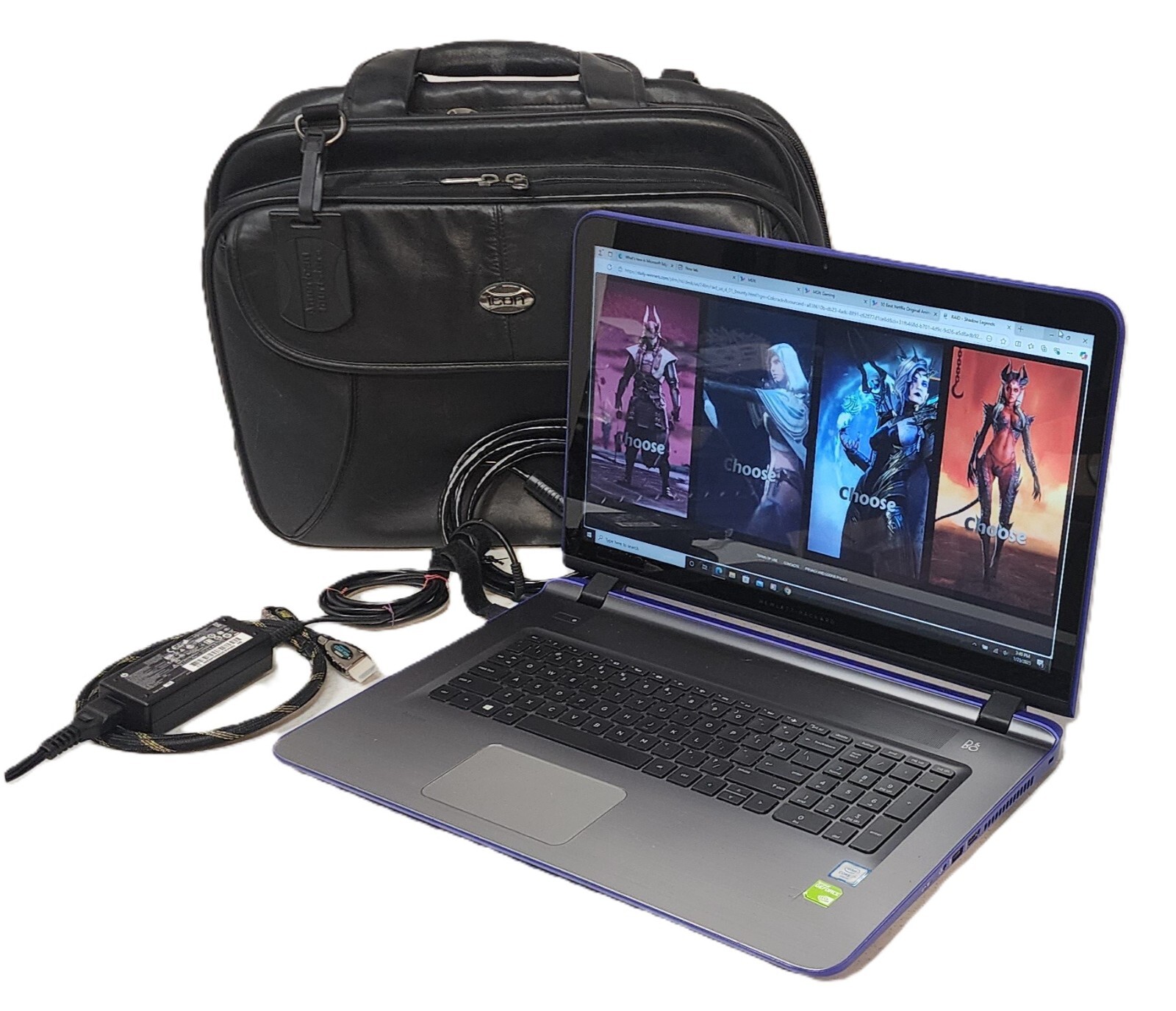 HP Pavilion Notebook 17″ Intel i7-6500U @ 2.5GHz 16GB RAM 256GB HDD Win 10+Case
