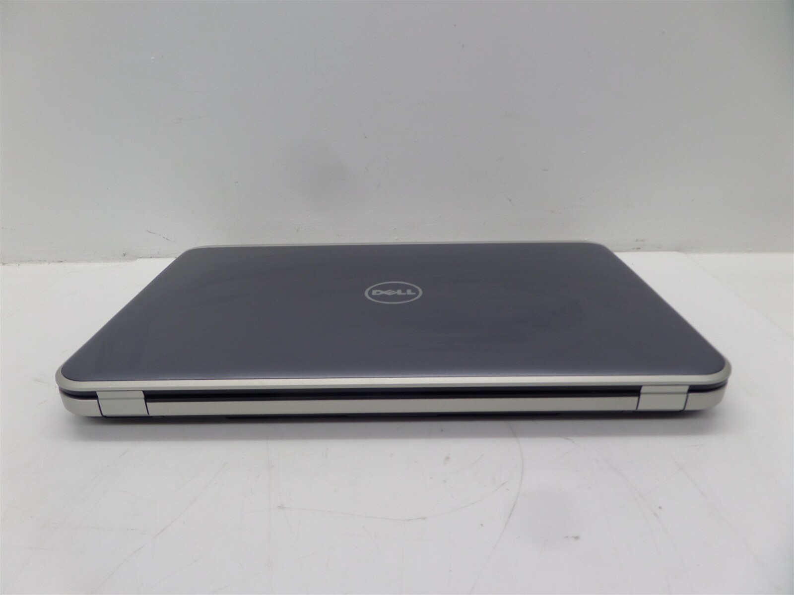 Dell Inspiron 5735 17″ Laptop w/ AMD A8-5545M APU 1.7GHz 8GB RAM – No HDD
