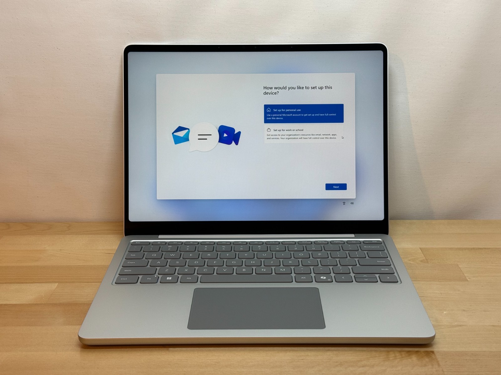 Microsoft Surface Laptop 13.8″ Snapdragon X Plus 16GB 256GB EP2-33442