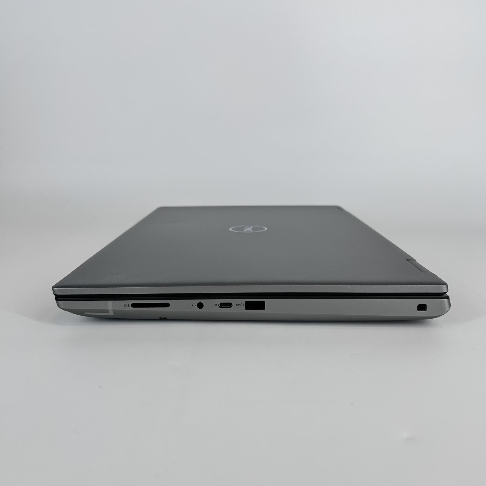 Dell Precision 7770 17.3 FHD 2.3 GHz i9-12950HX 32GB 512GB RTX A5500 FRAME SPLIT