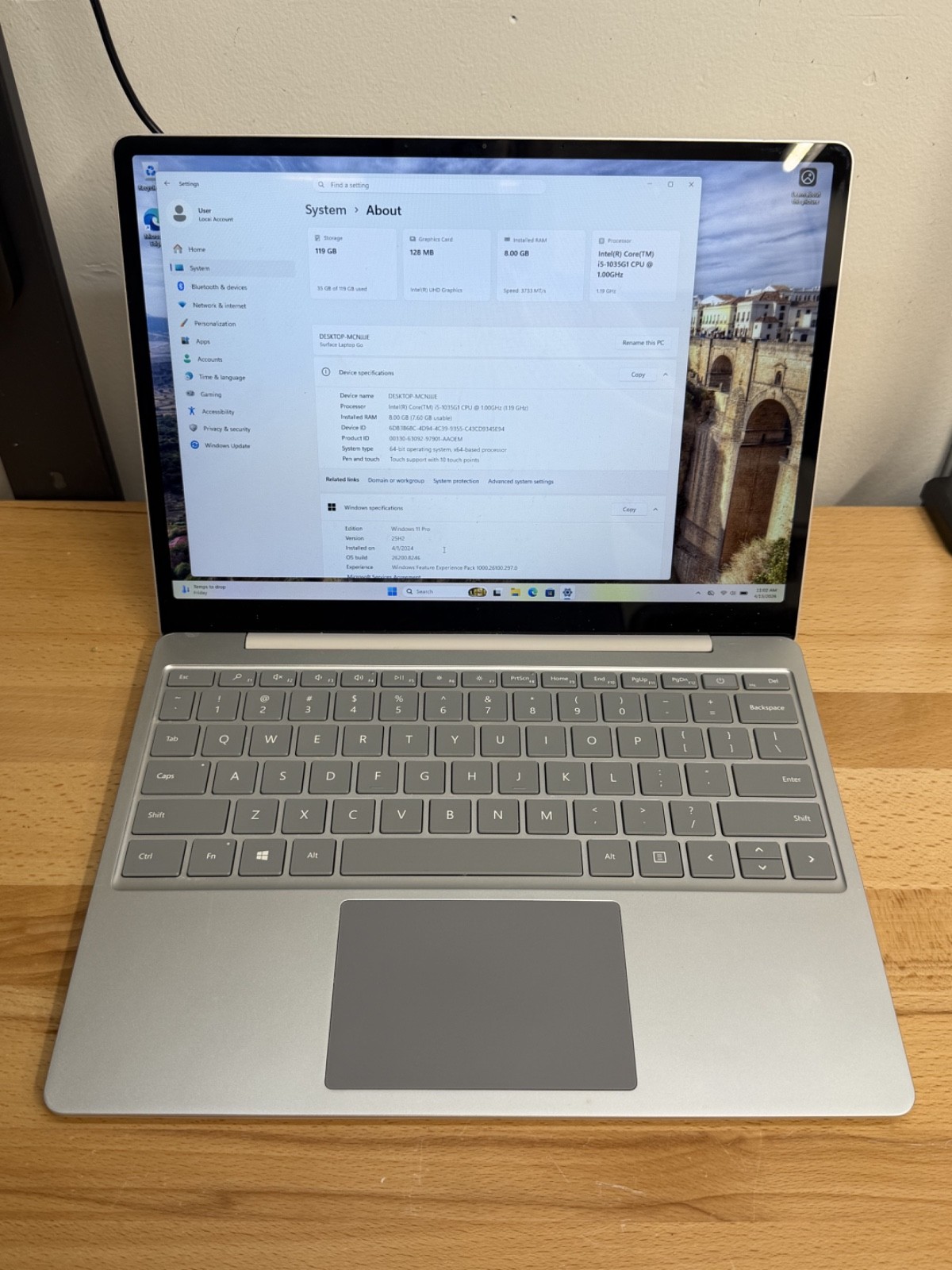 Microsoft Surface Laptop Go 1st Gen 1943 12.4″ i5-1035G1 1.0GHz 8GB RAM 128GB