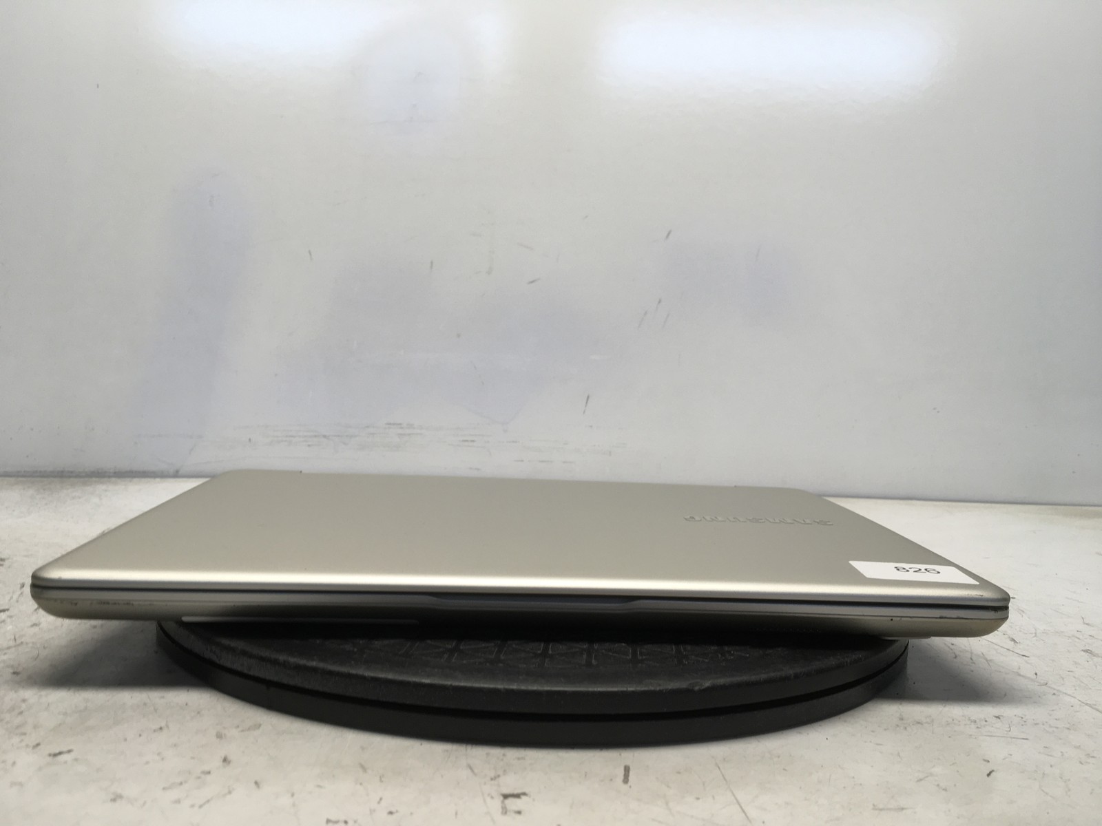 Samsung 740U Intel i5-6200U 2.3GHz 8 GB NO HDD No Batt