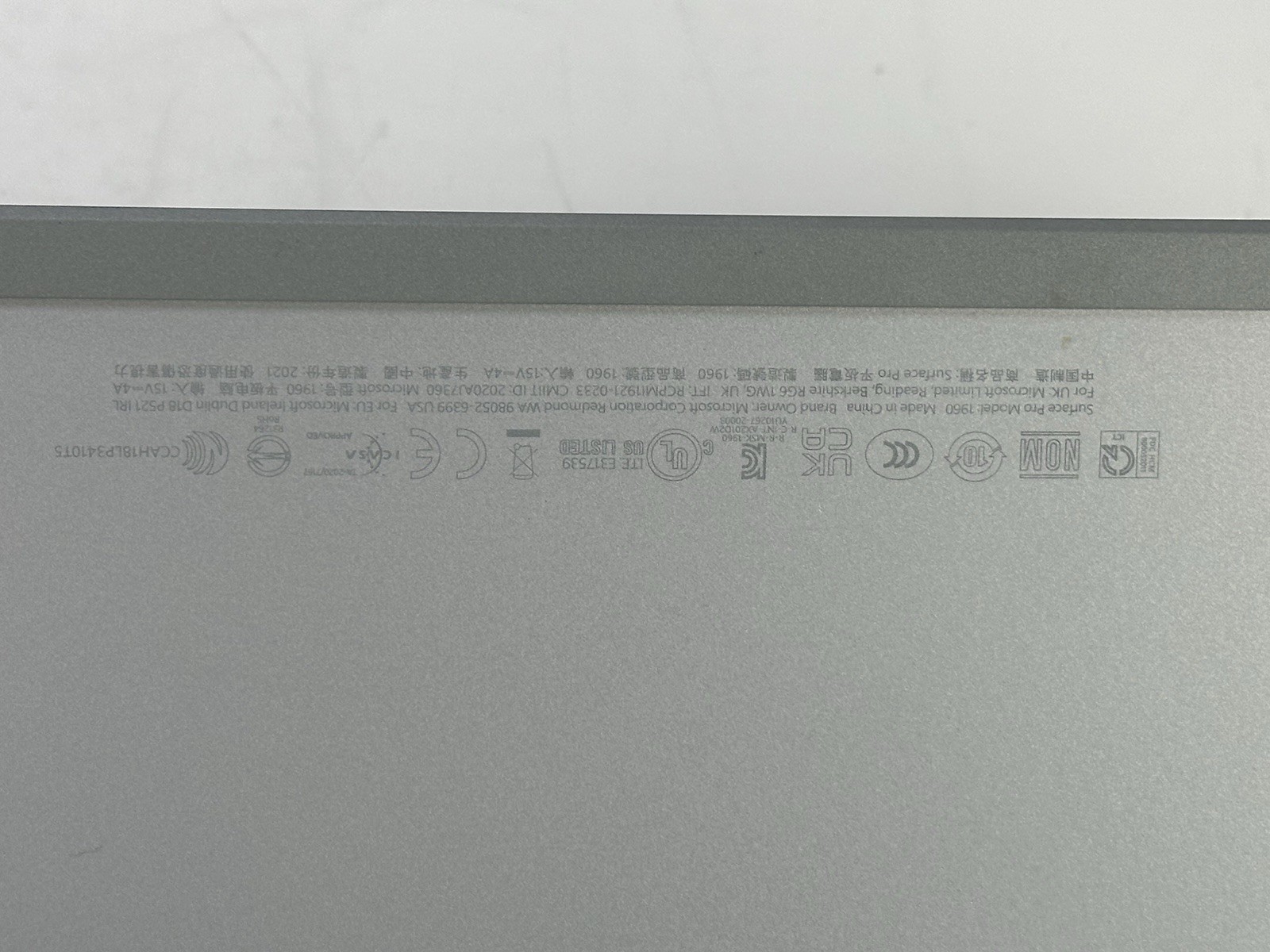 Microsoft Surface Pro 7+ 12.3″ 2736 x 1824 Intel i5-1135G7 8GB LPDDR4 256GB SSD