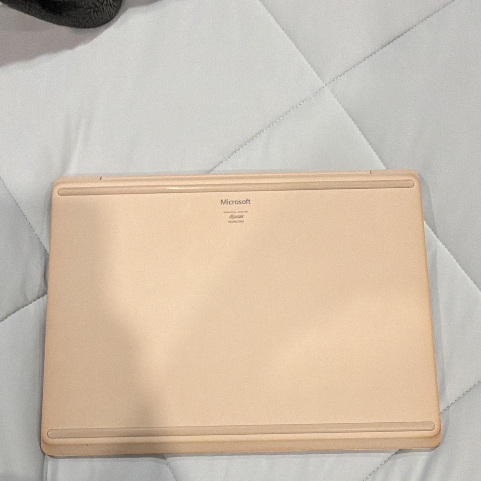 Microsoft Surface Laptop 3 13.5″ i5 8GB 256GB SSD Win10 With Carrying Case