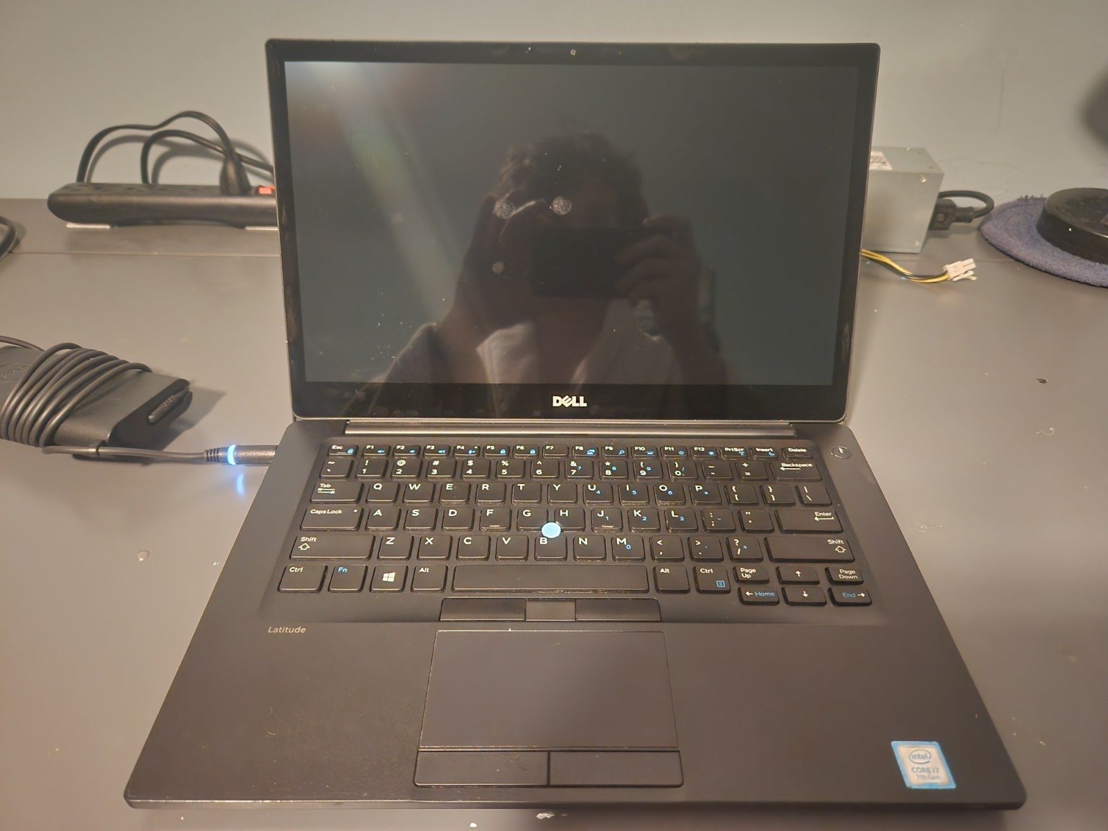 Dell Latitude 7480 (512GB SSD, Intel Core i7-7600U, 3.40GHz, 8GB) 1440p Laptop