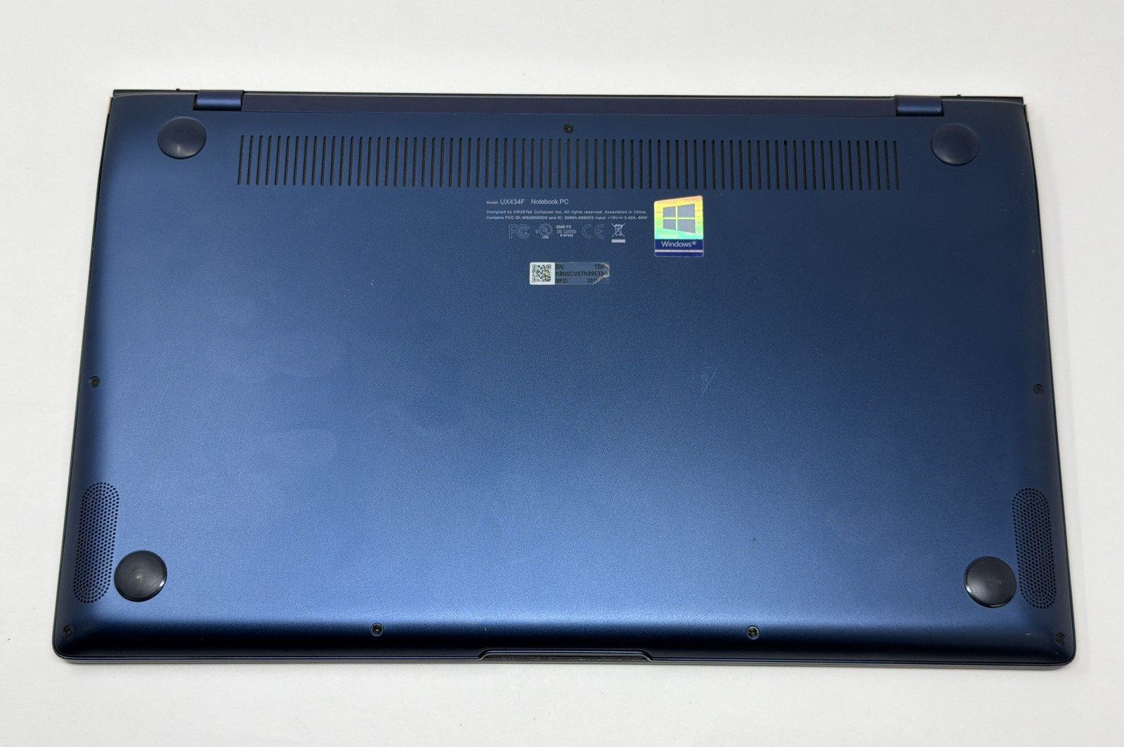 Asus Zenbook 14 UX434F Intel Core i7 1.8Ghz 16GB RAM 1TB SSD 2GB GPU 14in Good